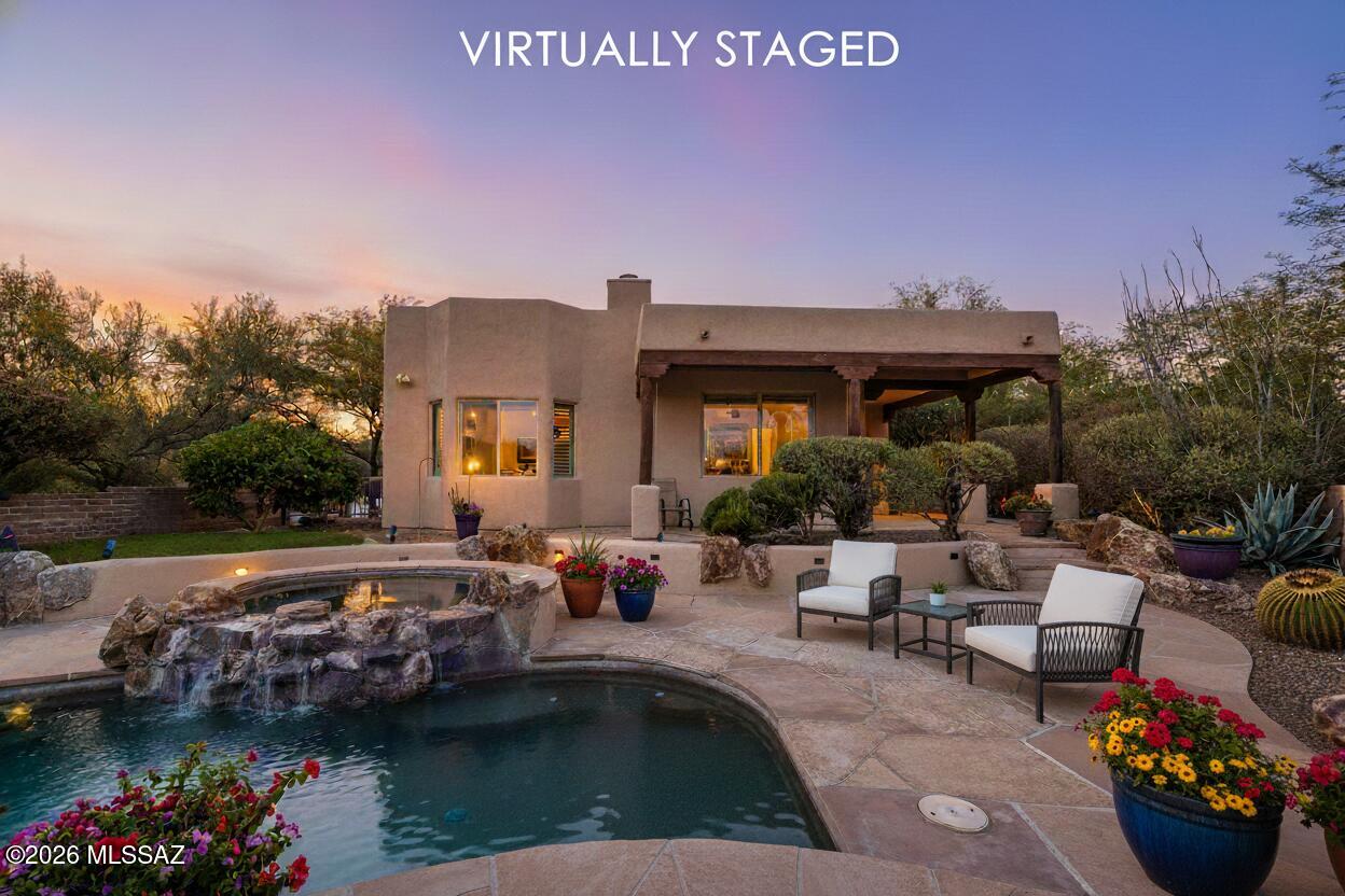 832 E Vault Mine Court