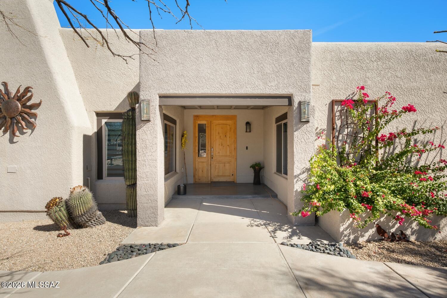 3040 W Camino Claveles