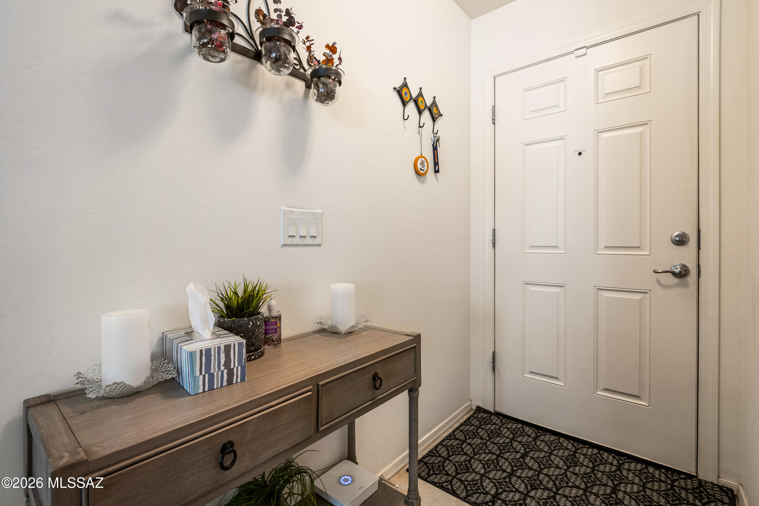 1345 W Vuelta Del Yunque