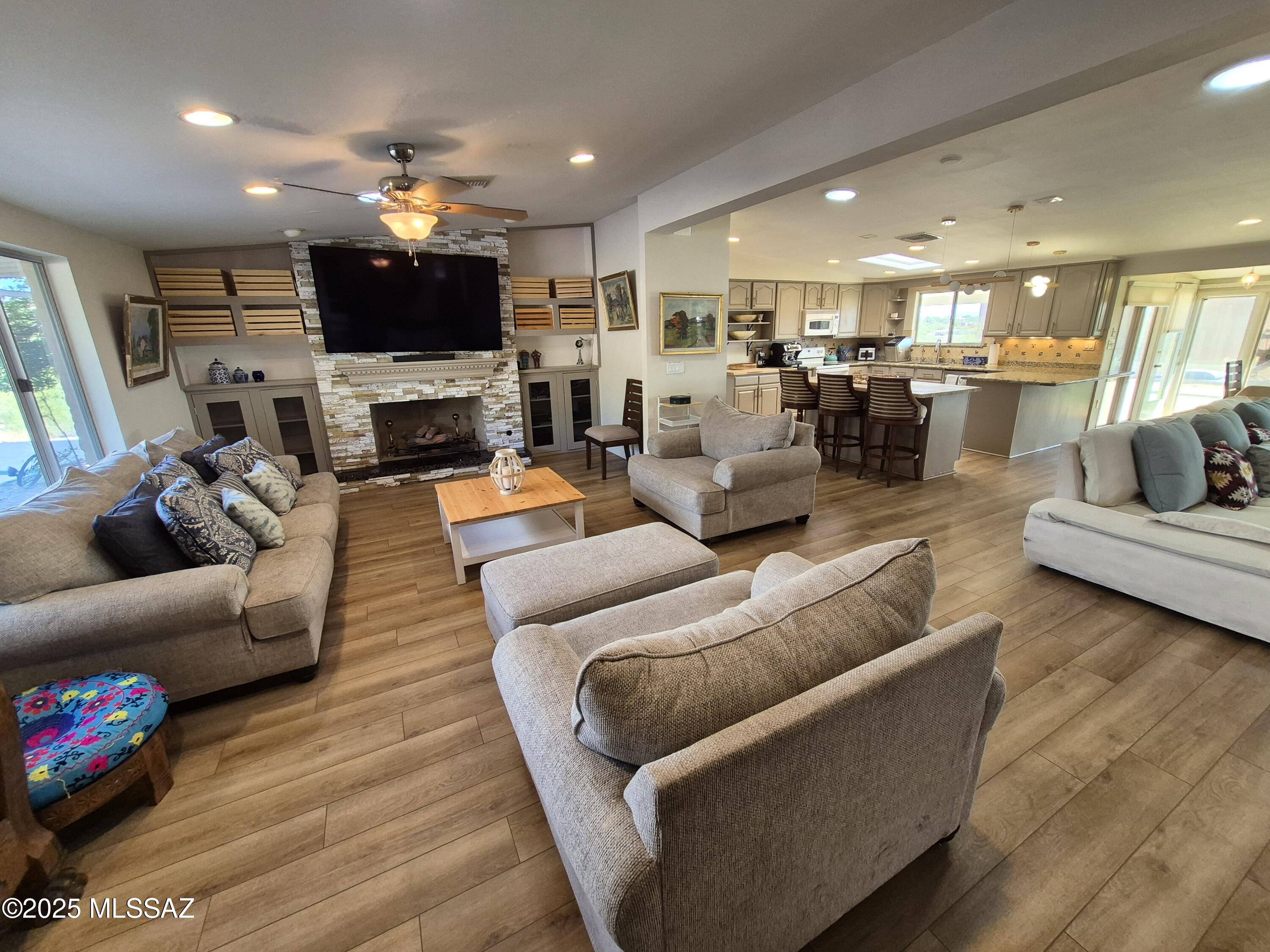 La Buena Vida Estates (1-37) - Residential Lease