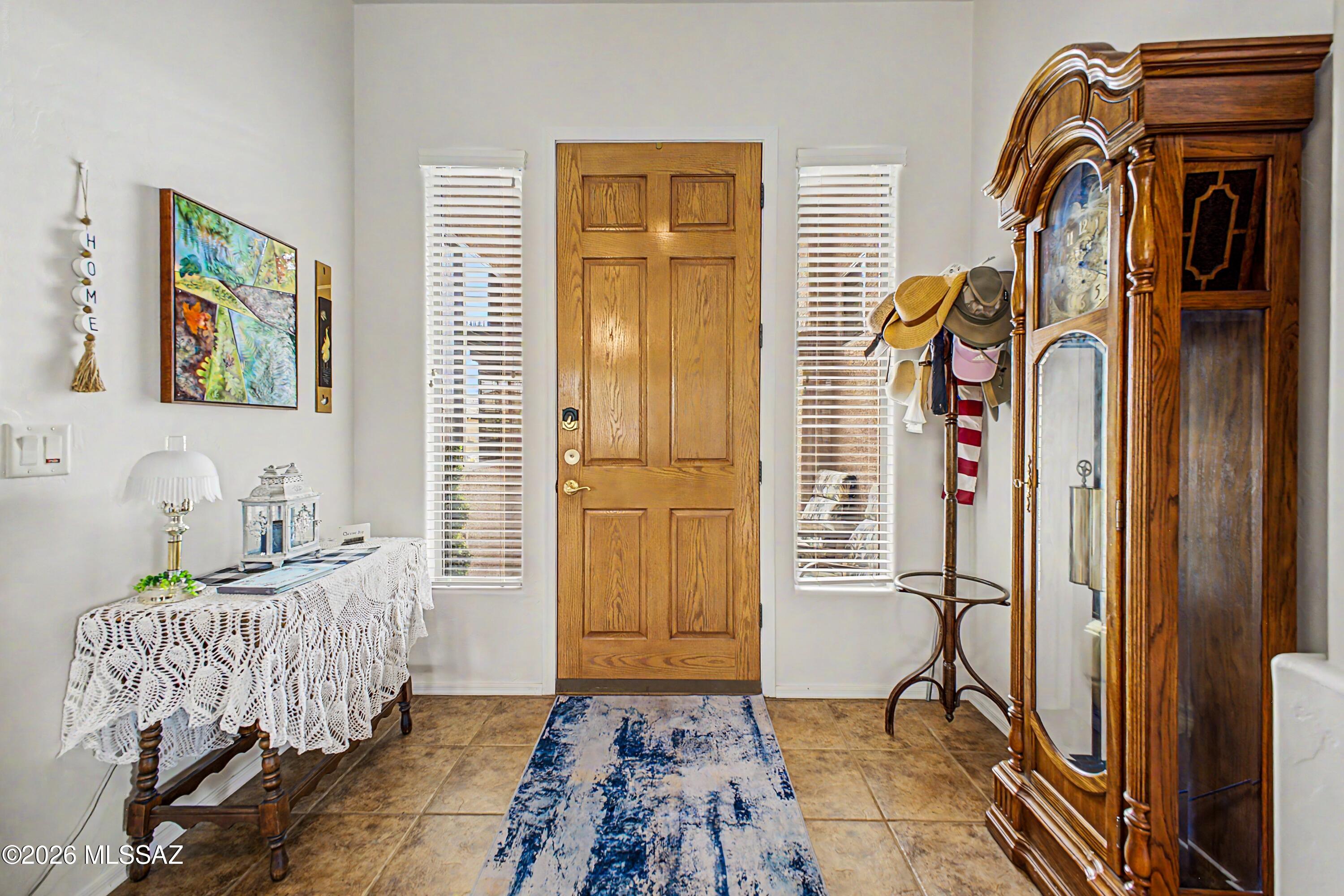 2329 W Calle Balaustre