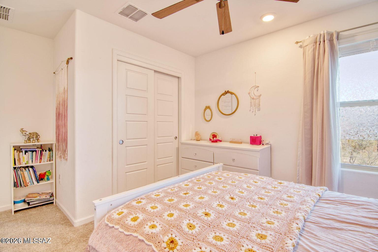 Entrada Del Pueblo - Residential Lease