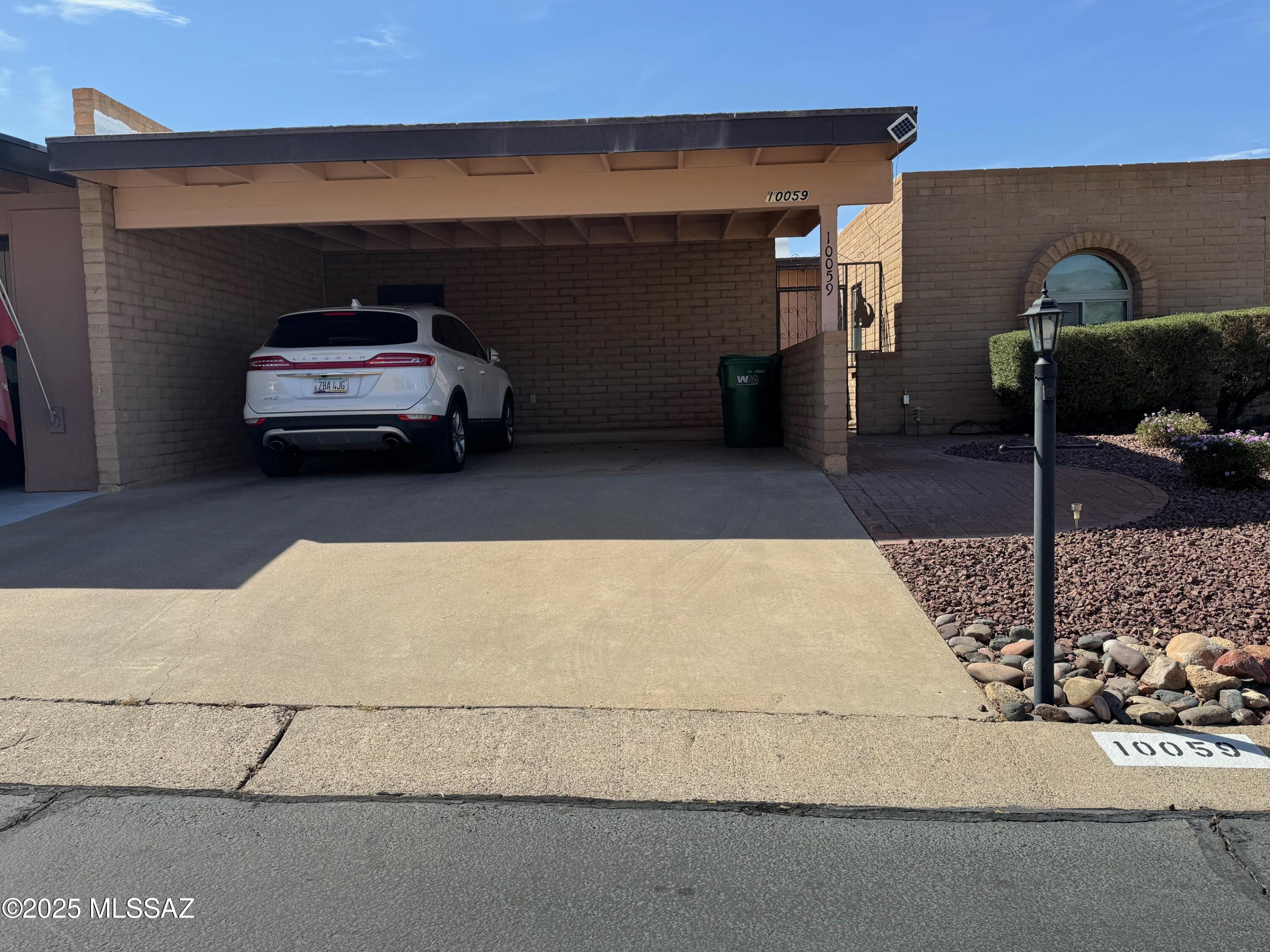Oro Valley Townhouses (47-52, 58-91) - Residential