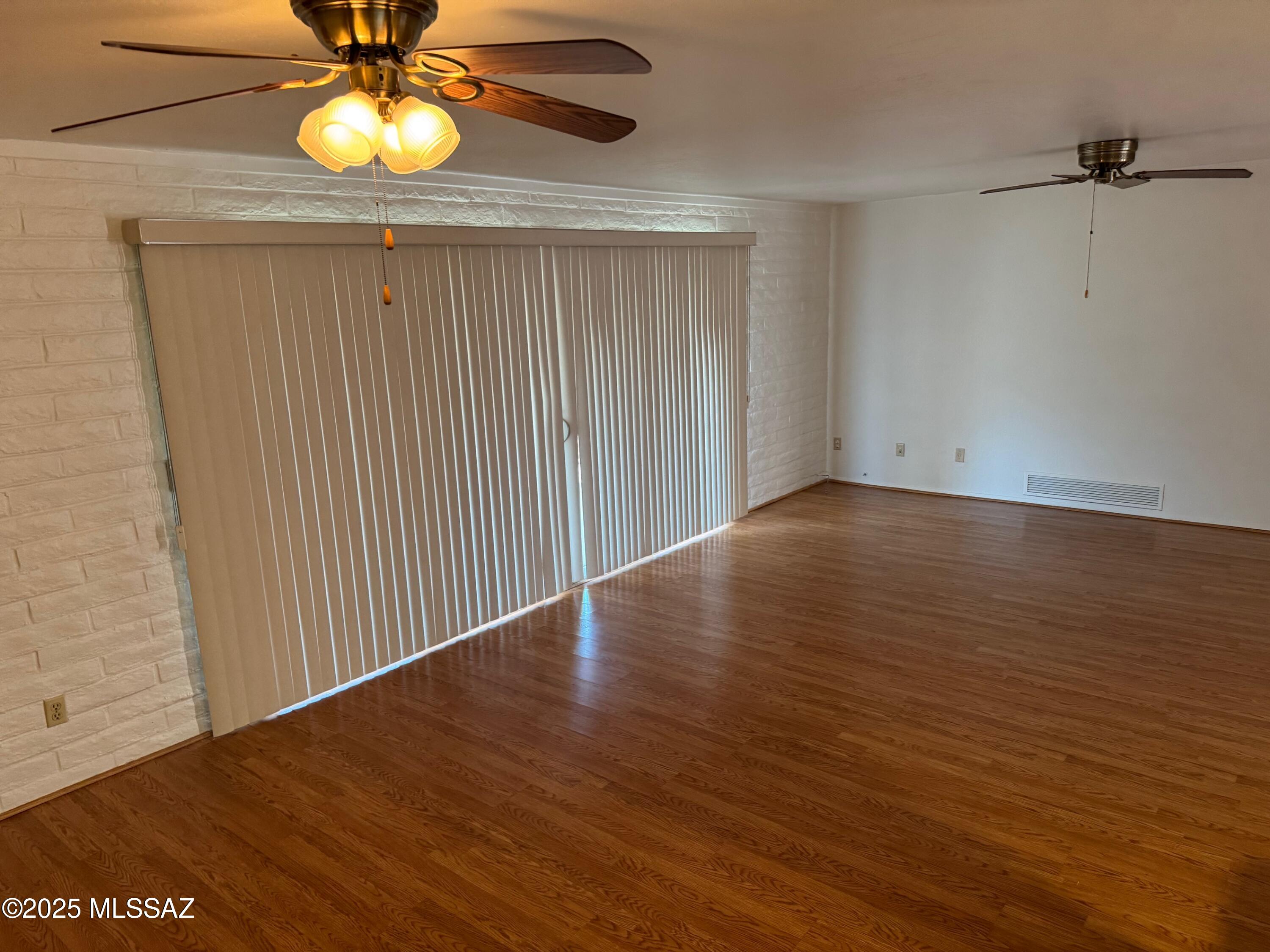 Oro Valley Townhouses (47-52, 58-91) - Residential