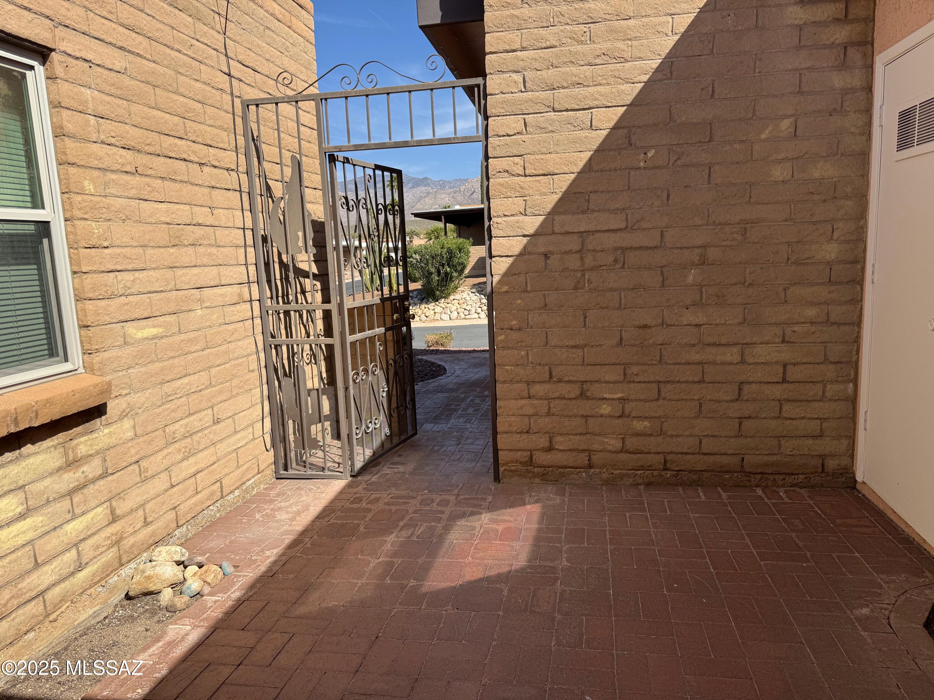 Oro Valley Townhouses (47-52, 58-91) - Residential