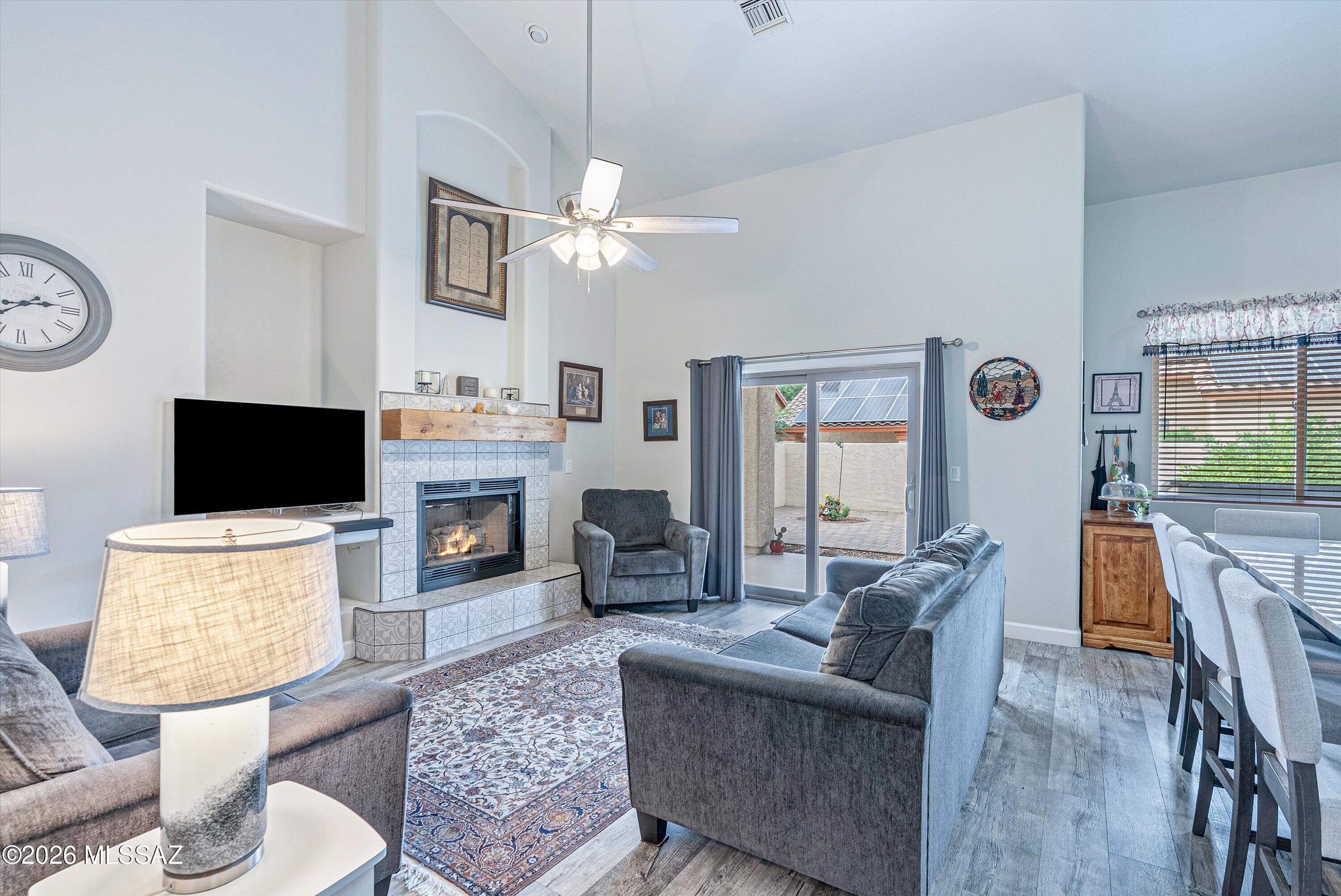 1469 E Desert Starling Lane