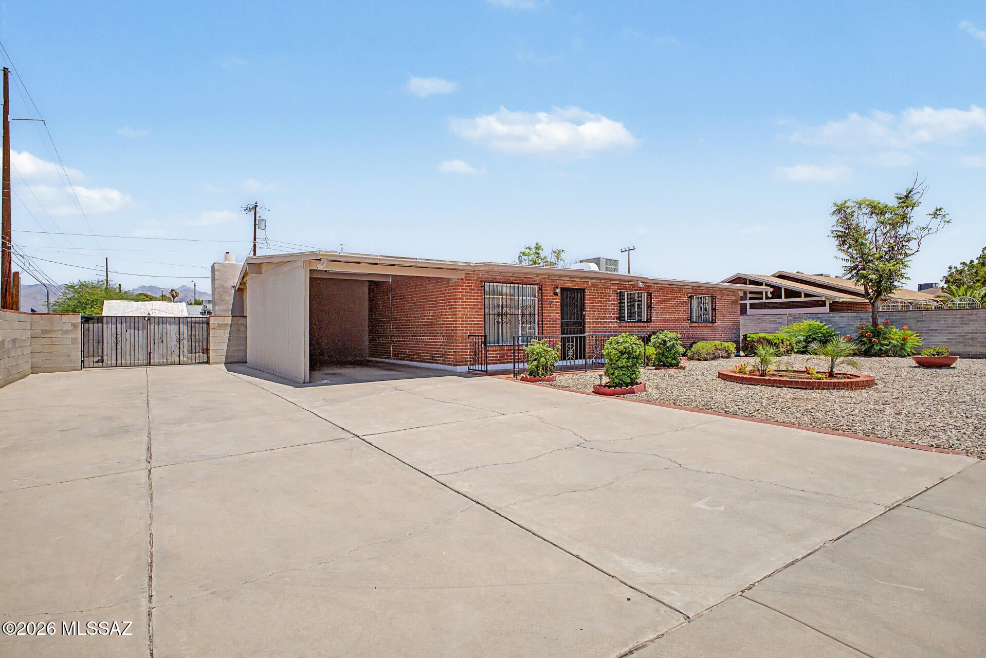 6301 E Calle Cappela