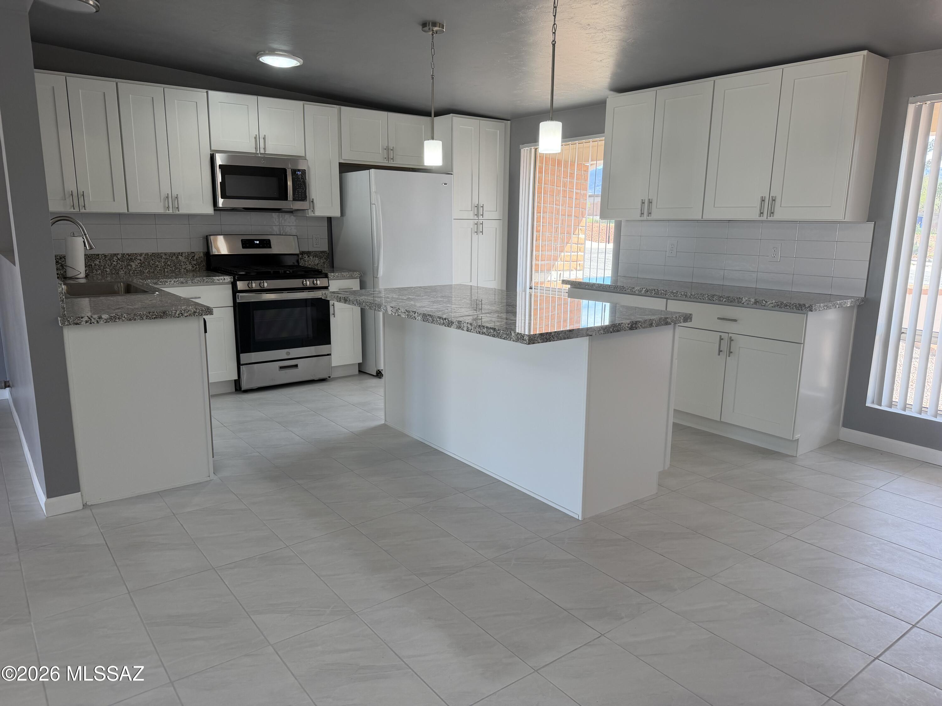 Braewood Terrace (1-107) - Residential