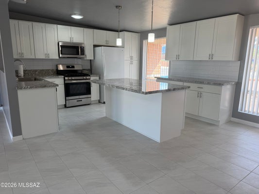 2022 S FAYE PL, TUCSON, AZ 85748 - Image 54b1e8a159f0cd97c80dbb9e8e3ef866/2652431196