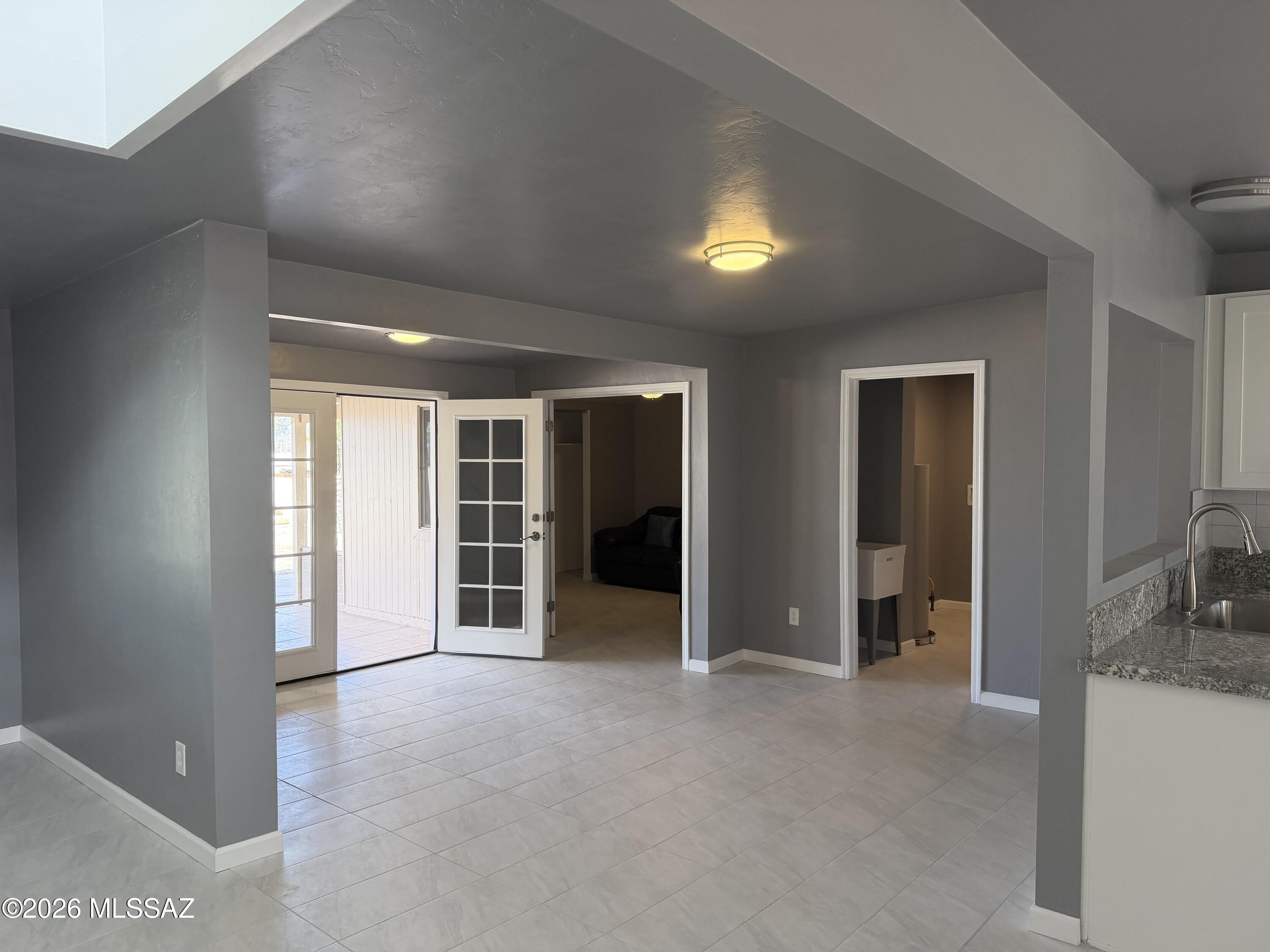 Braewood Terrace (1-107) - Residential