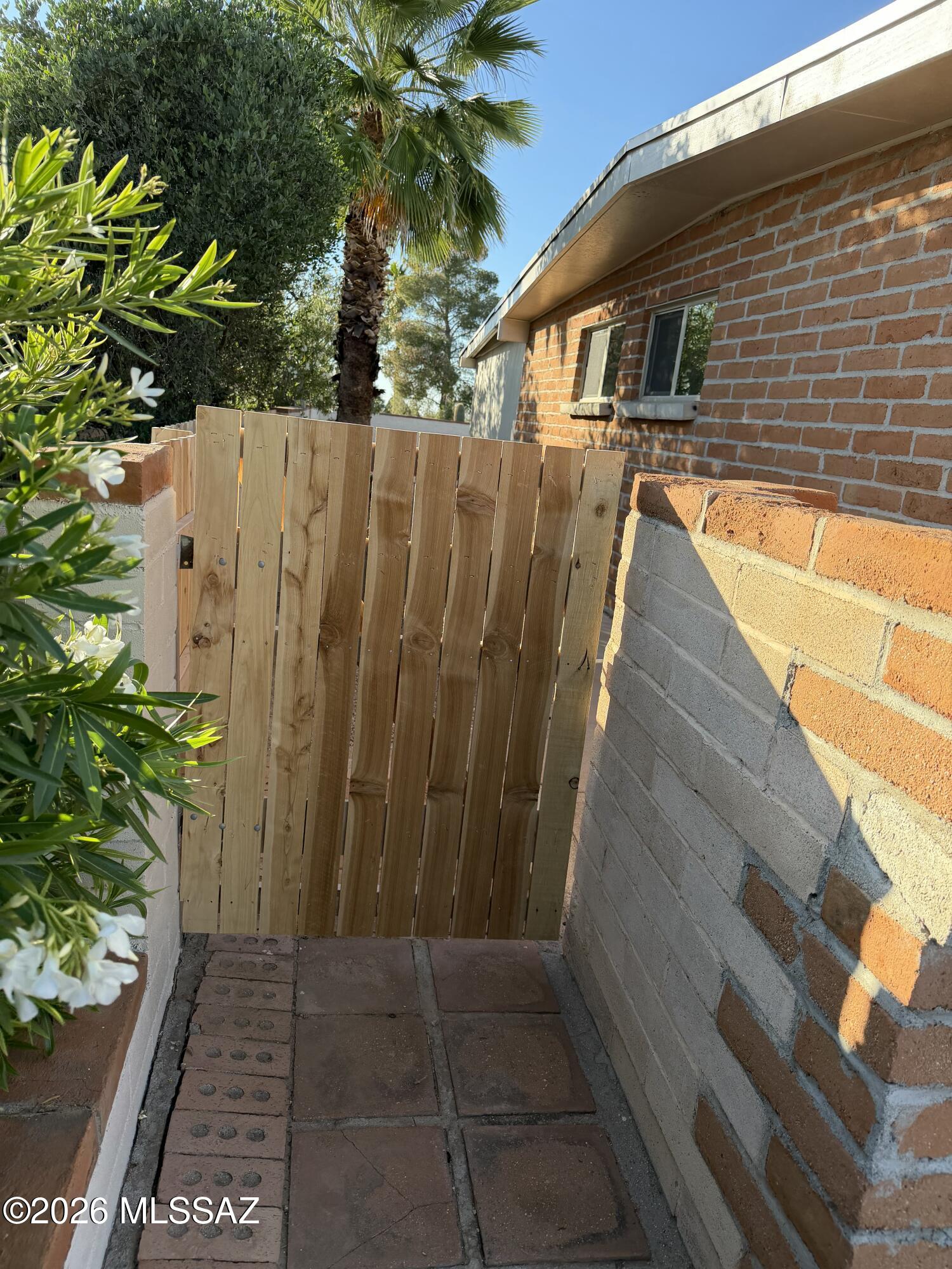 Braewood Terrace (1-107) - Residential