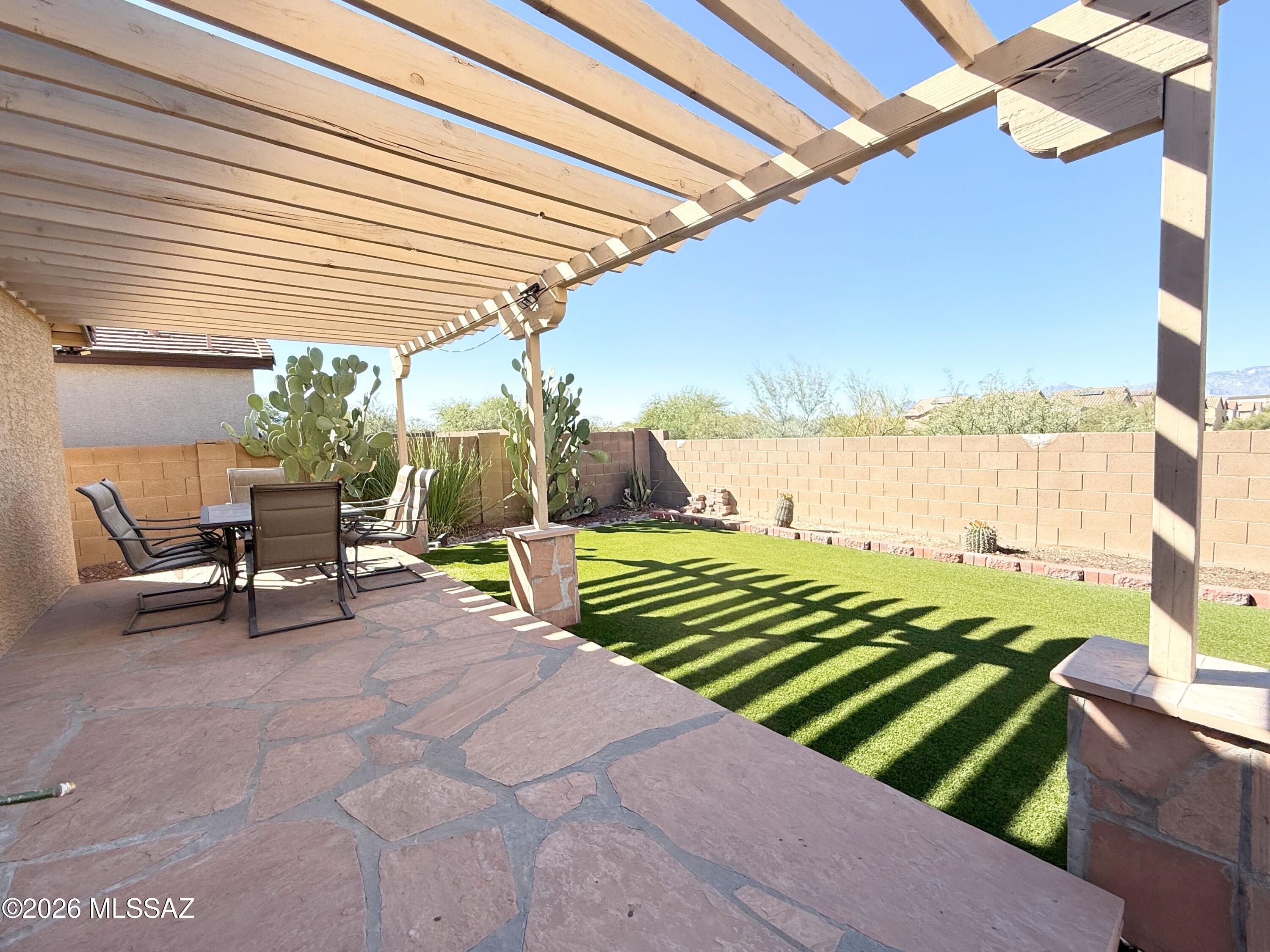 Mesquite Ranch (1-619) - Residential Lease
