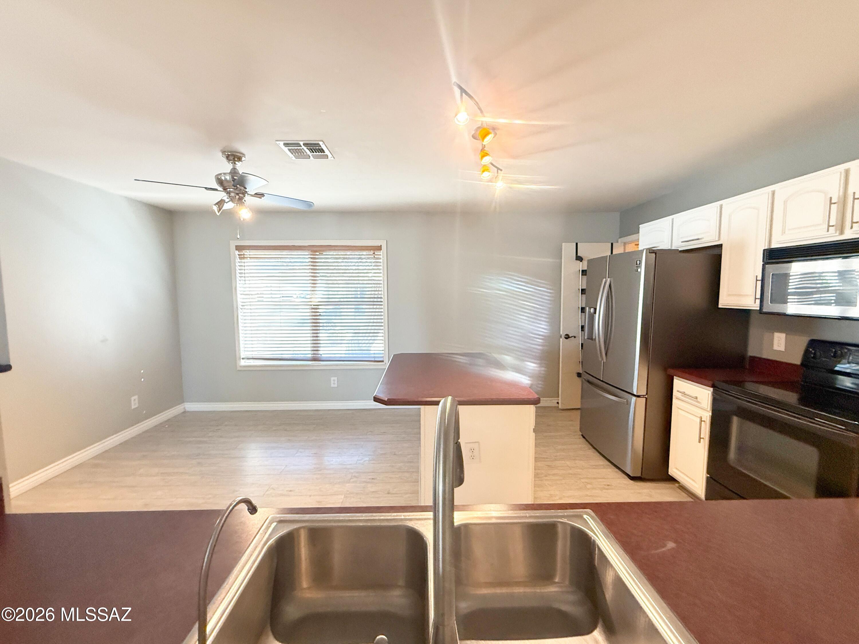 Mesquite Ranch (1-619) - Residential Lease