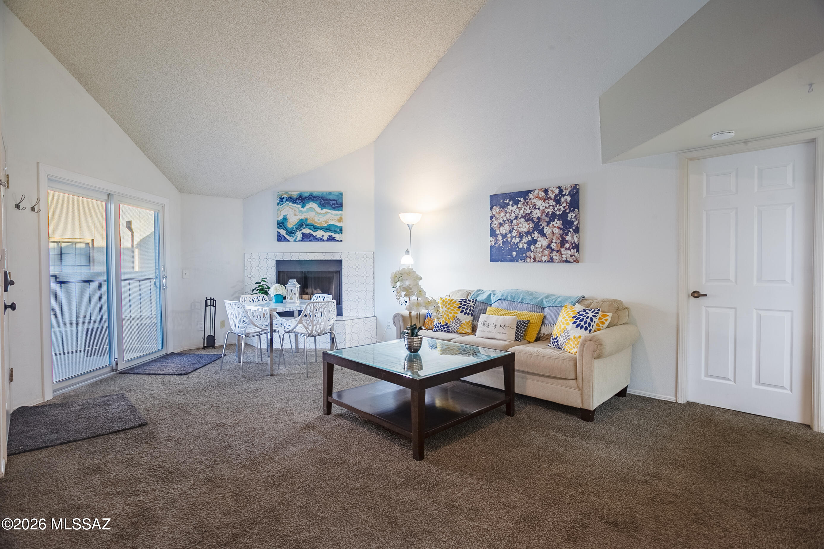 Casitas Real Condos. - Residential Lease