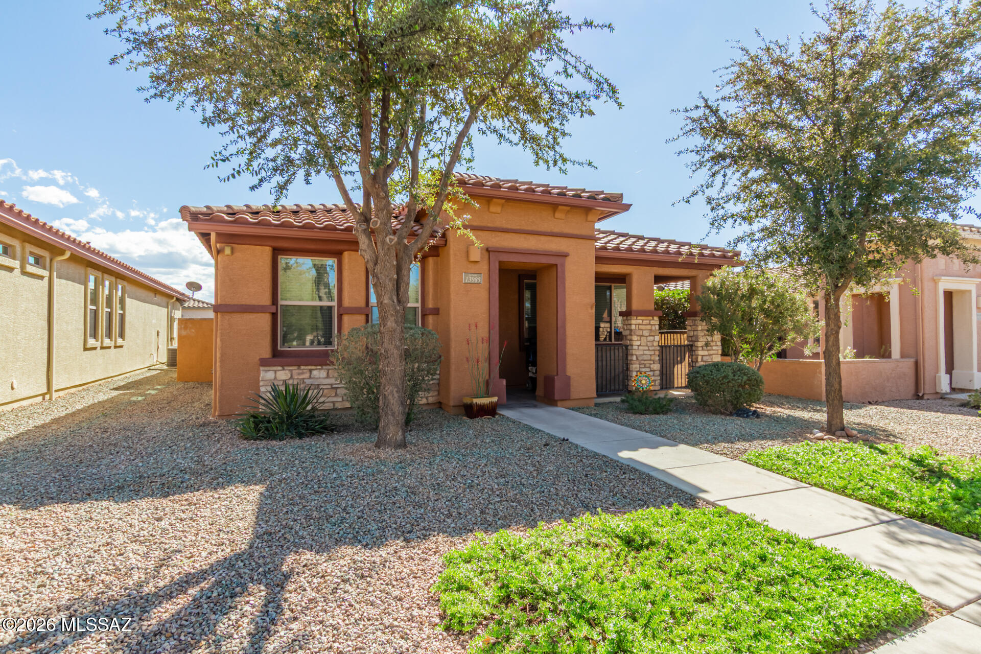 13985 E Cheavront Loop