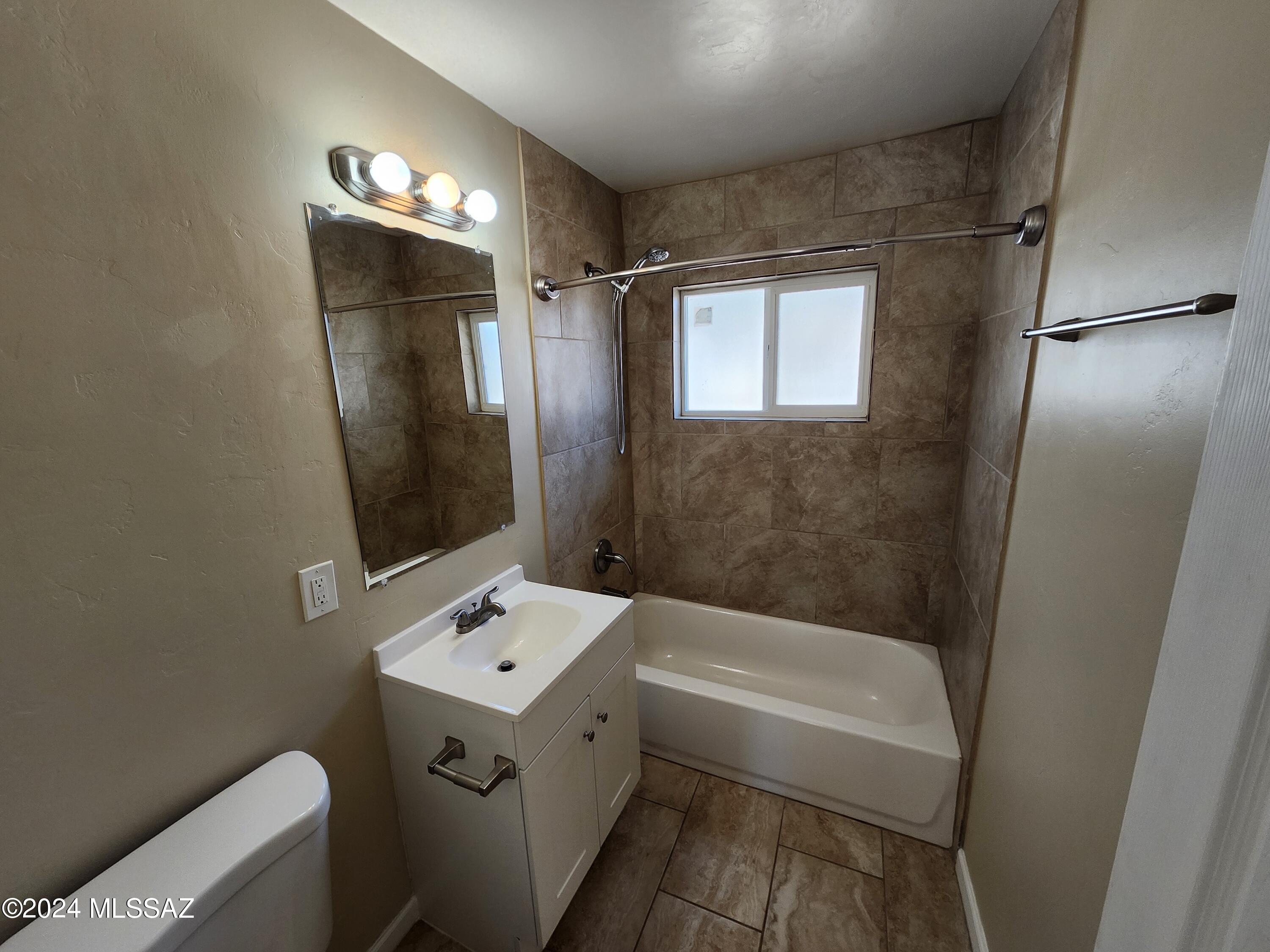 Madelyn Park Annex - Residential Lease