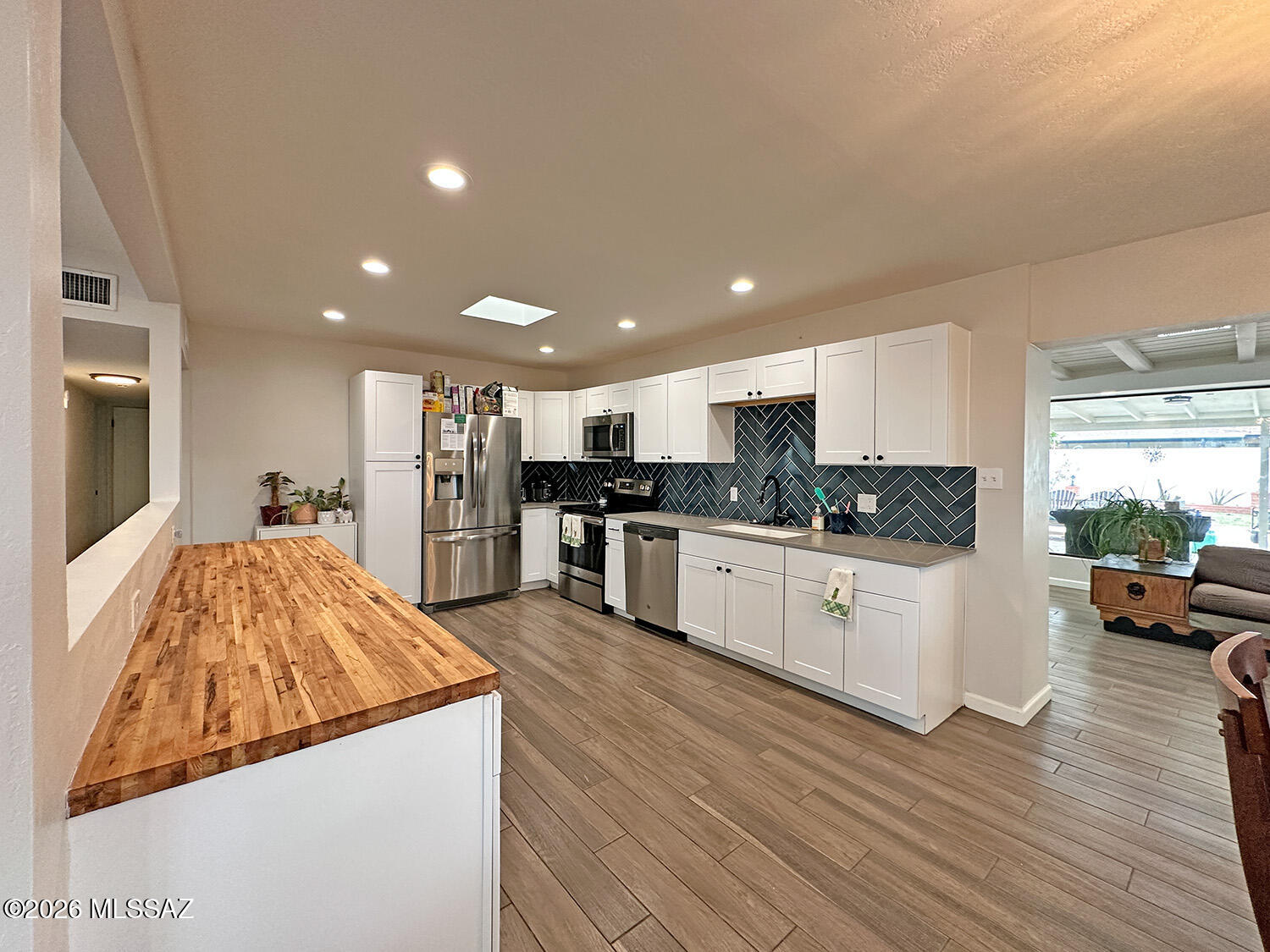 249 S Tucson Boulevard