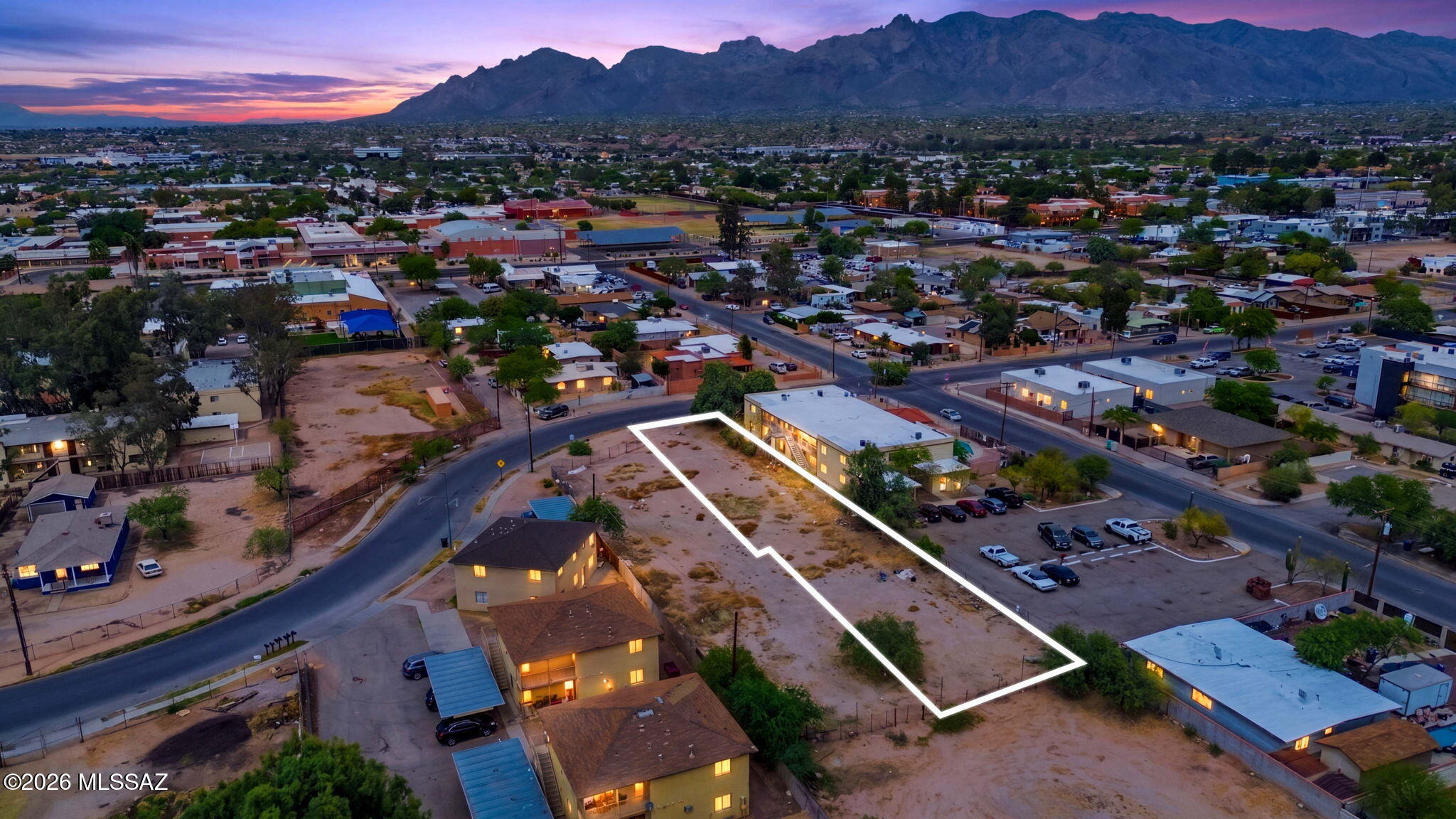 216 E Yavapai Road 2
