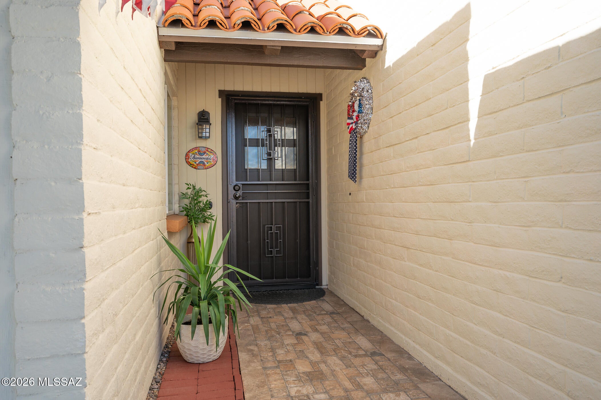 1463 W Calle Pueblo