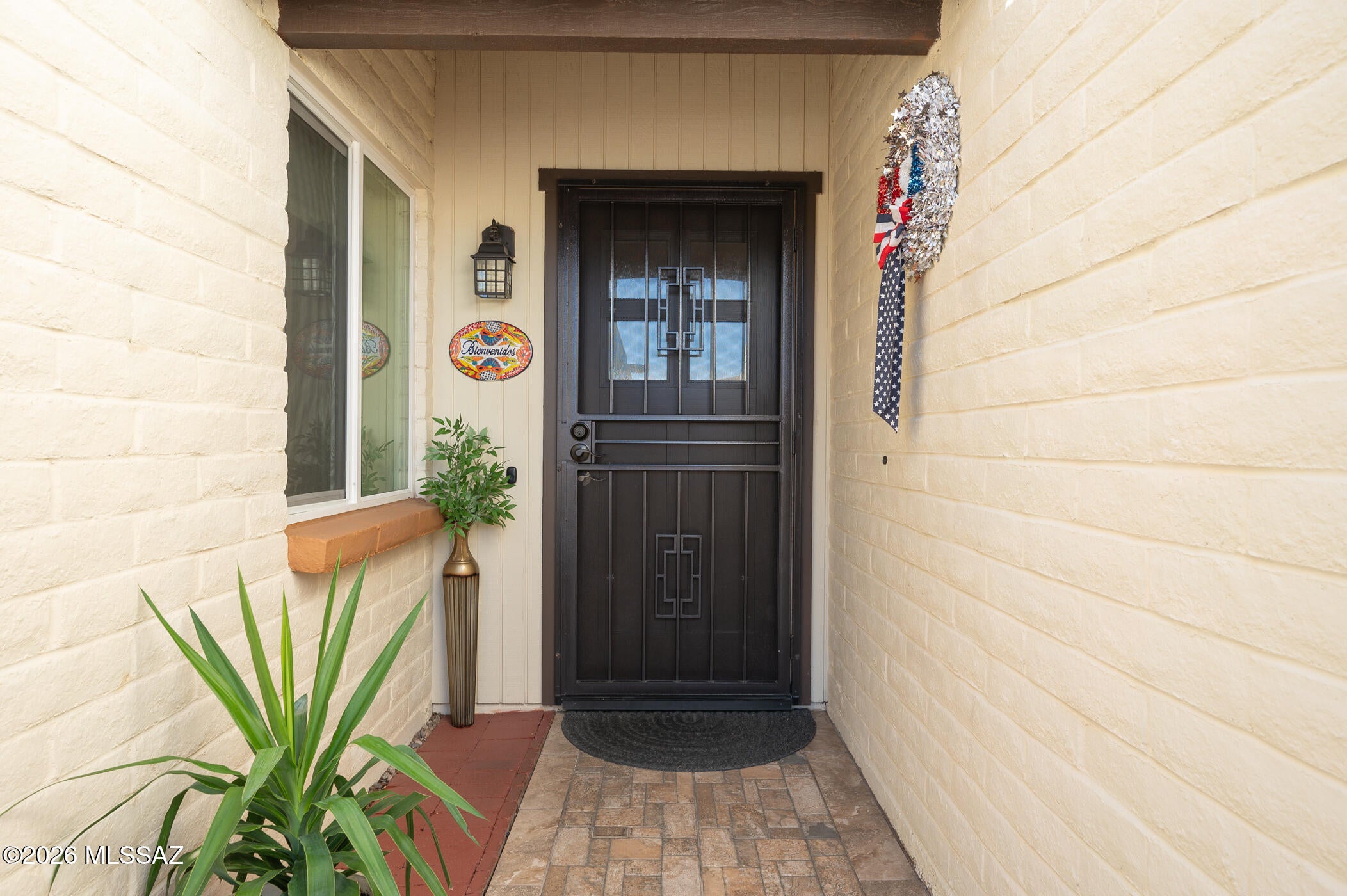1463 W Calle Pueblo