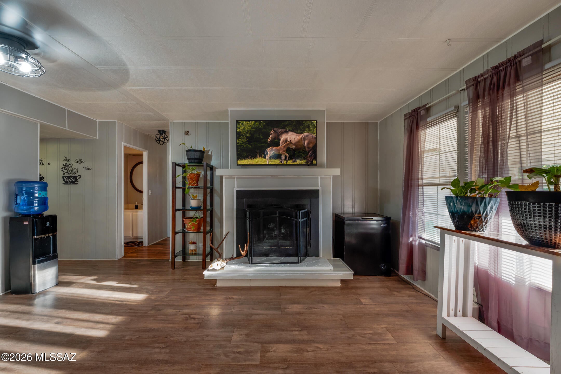 3042 W Pincushion Lane