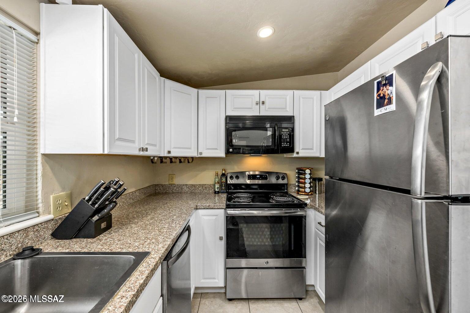 Jefferson Park Addition - Residential Lease
