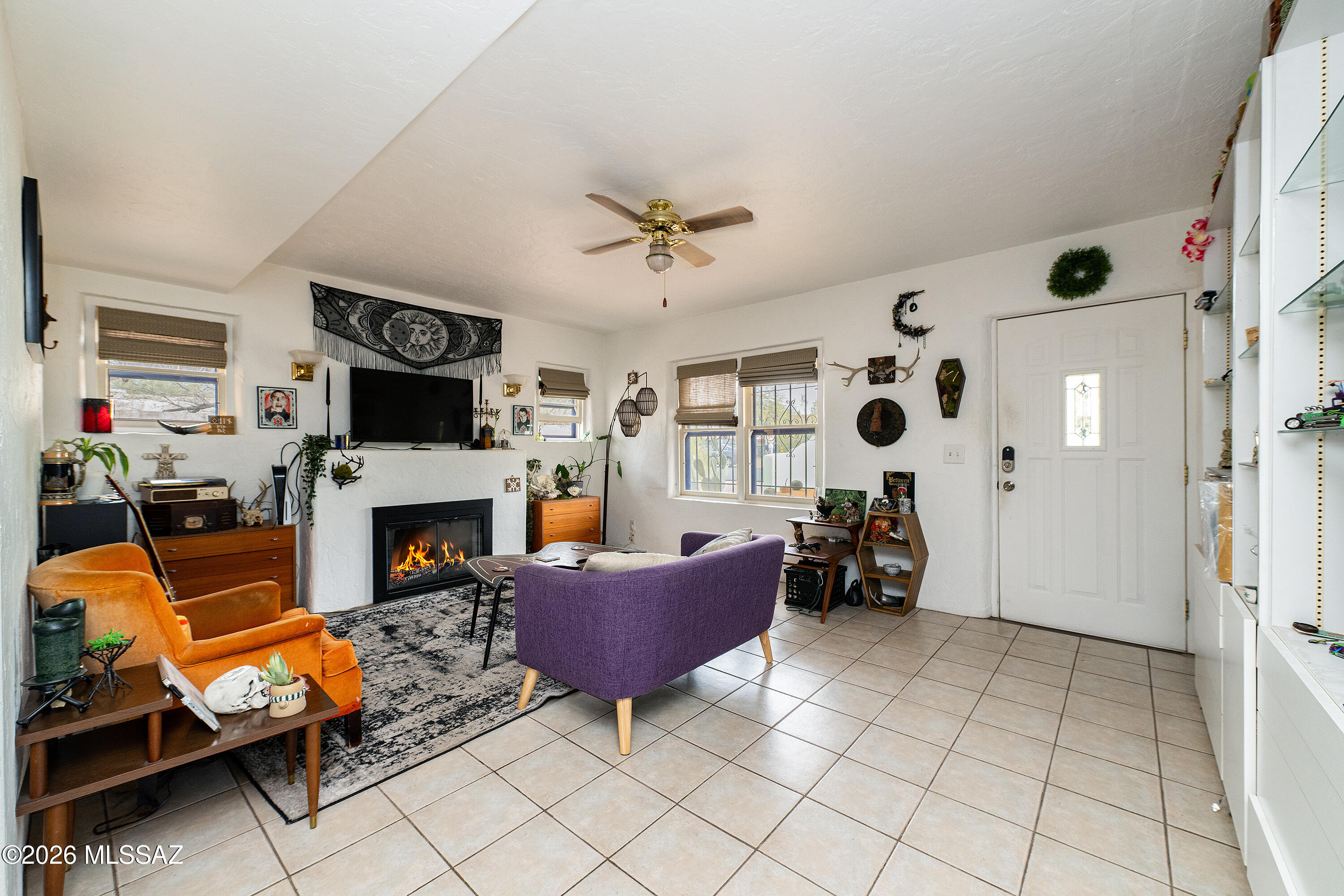 1317 N Dodge Boulevard