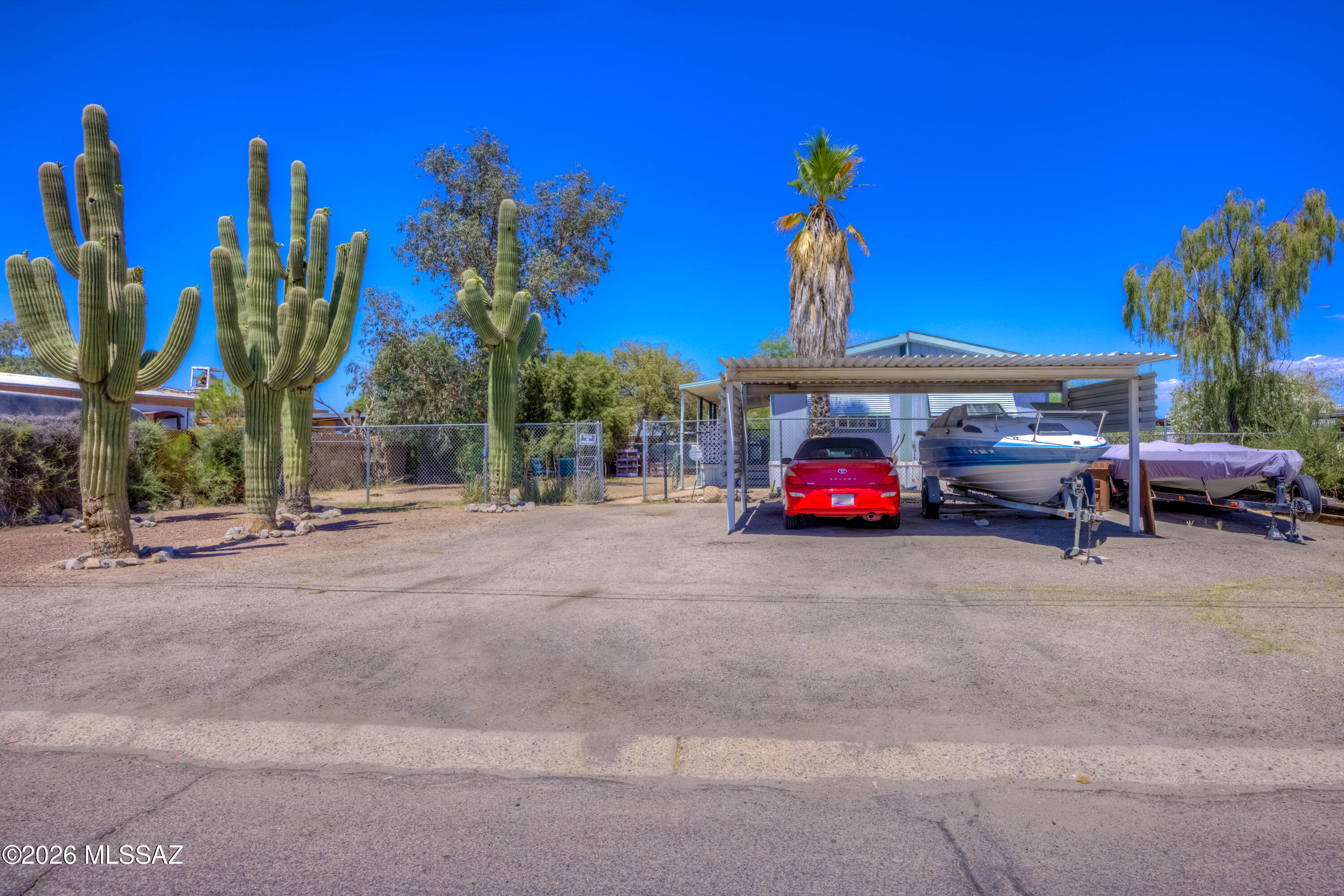 2722 W Diamond Street