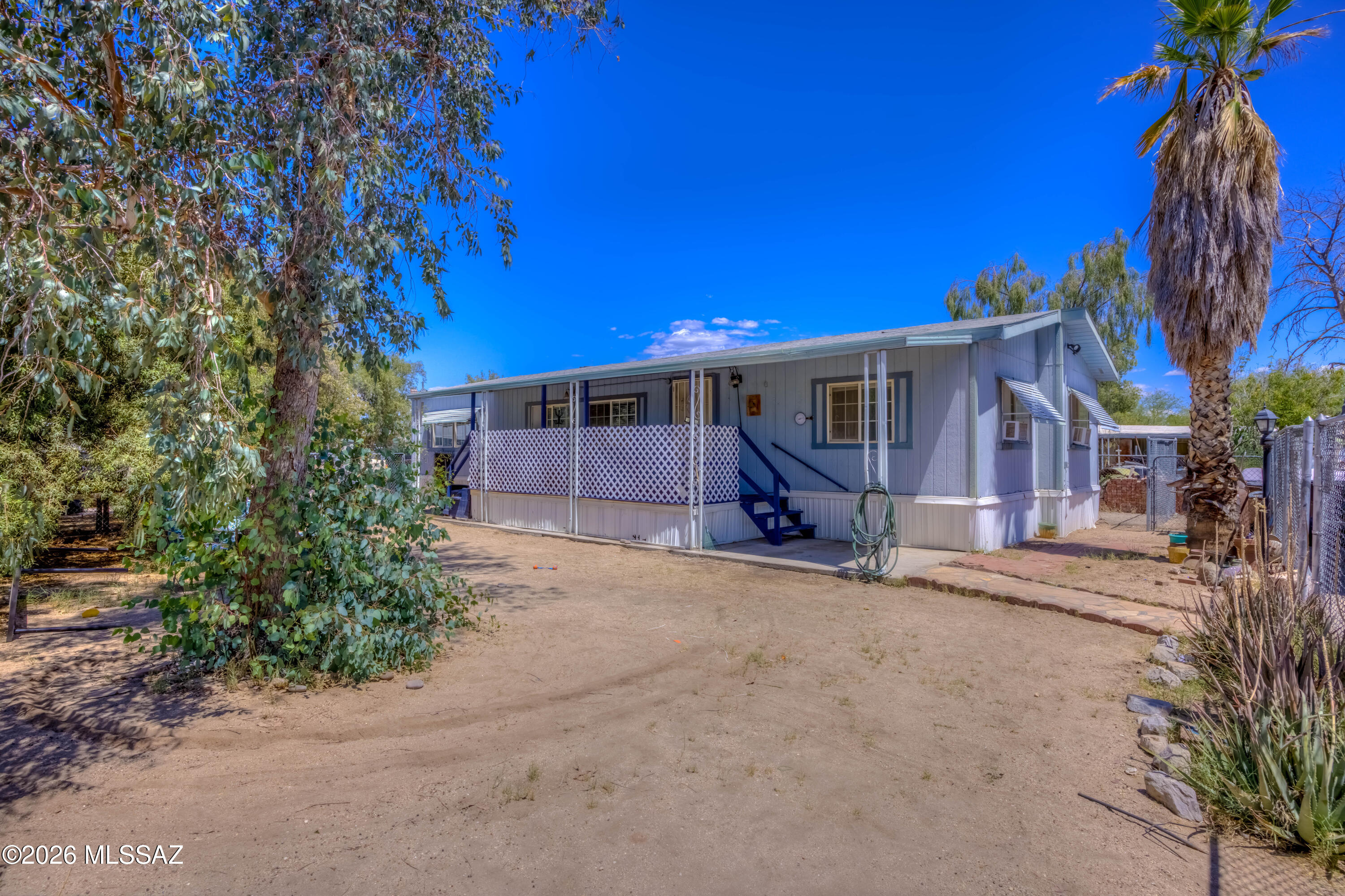 2722 W Diamond Street