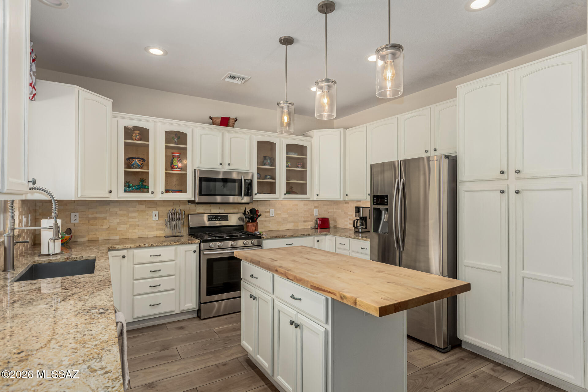 1382 W Sundial Place