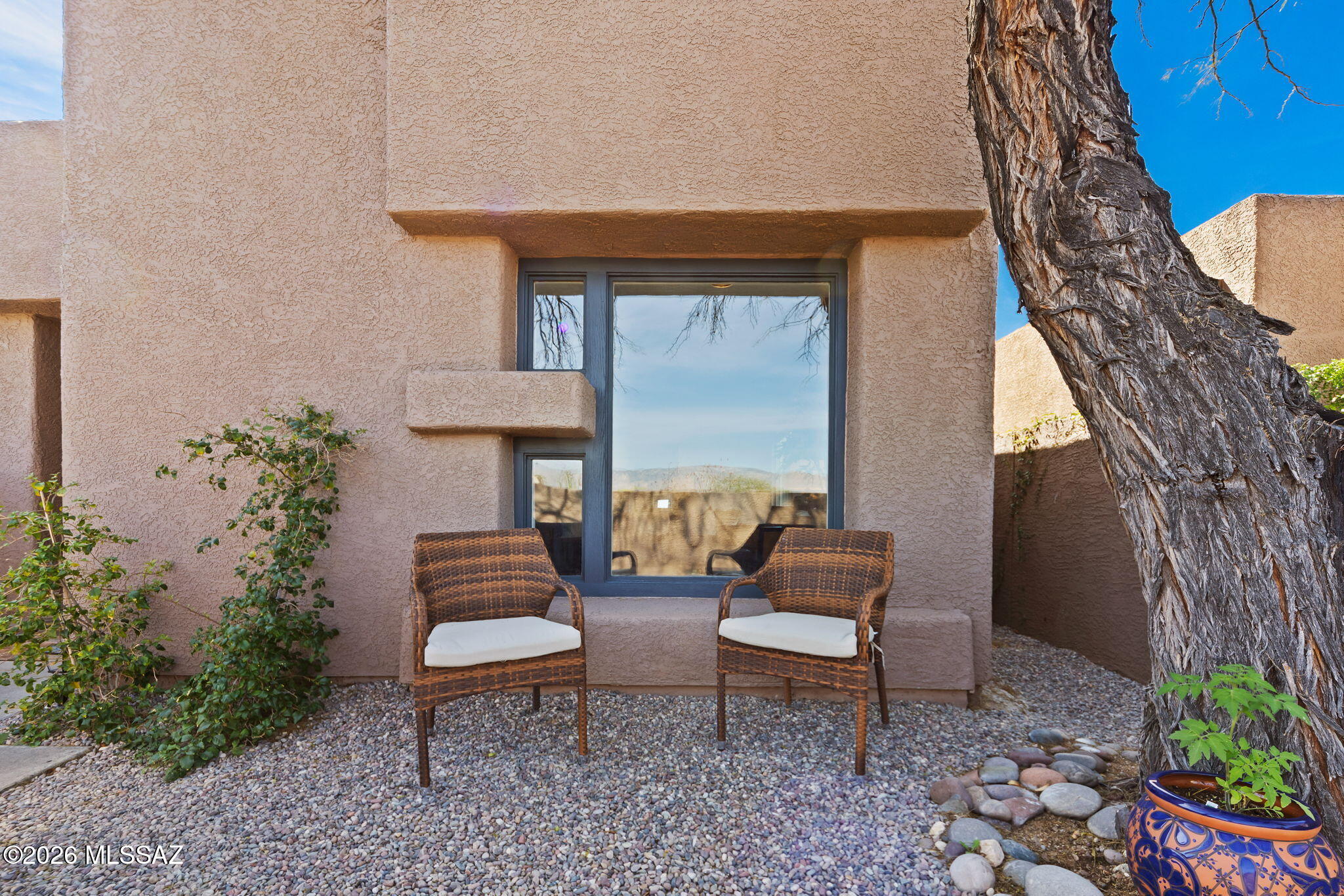 Broadway Court (1-29) - Residential