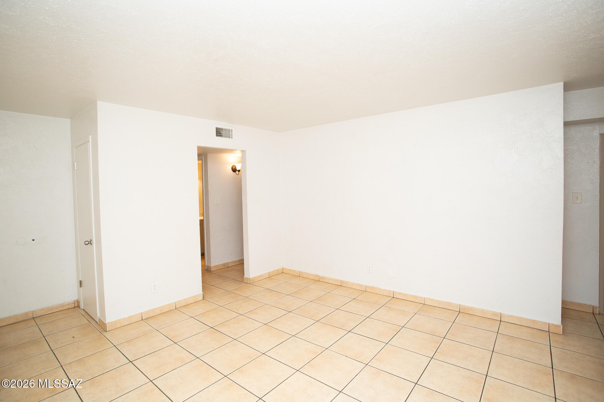 1620 N Wilmot Road UNIT F118