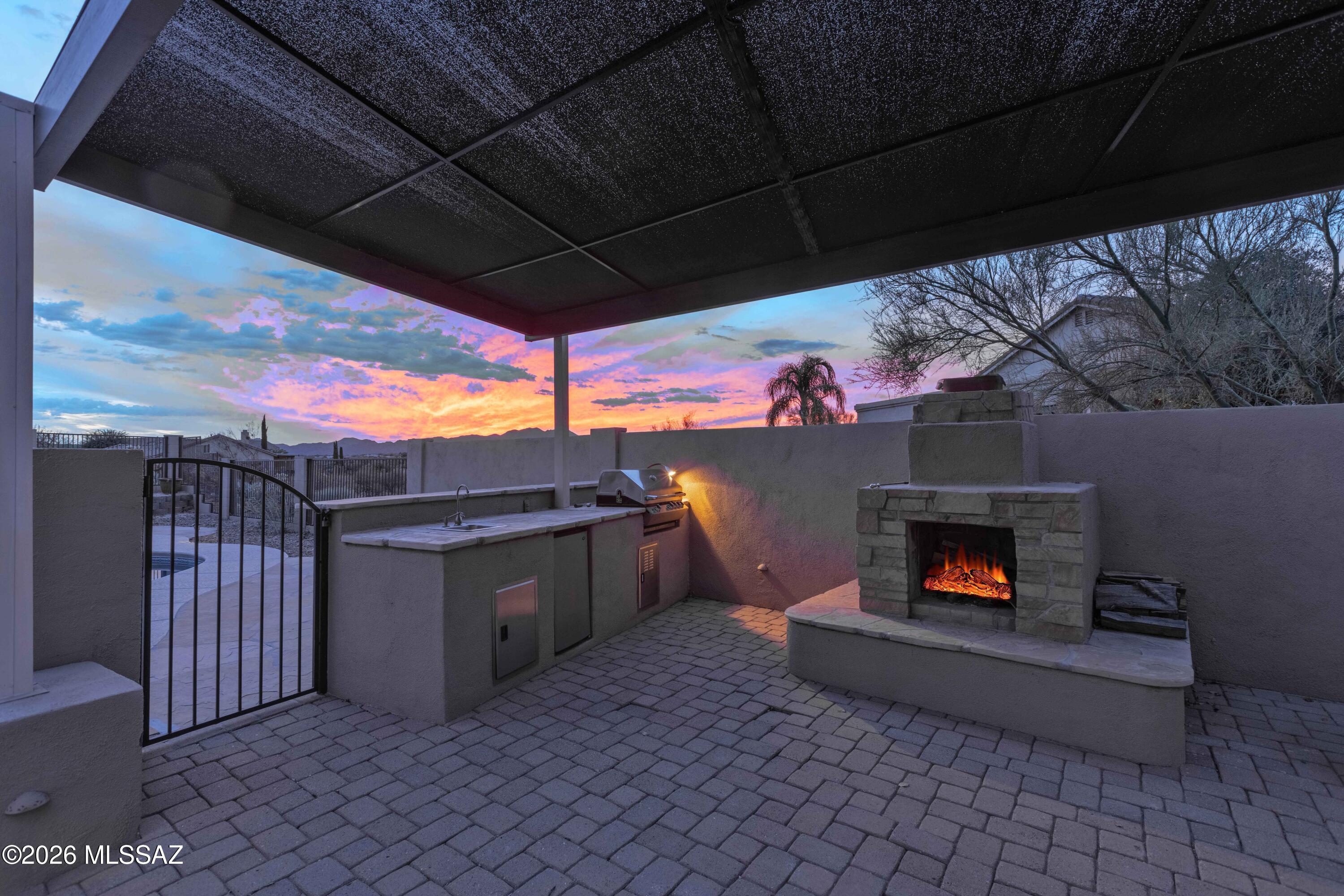 13455 N Big View Court