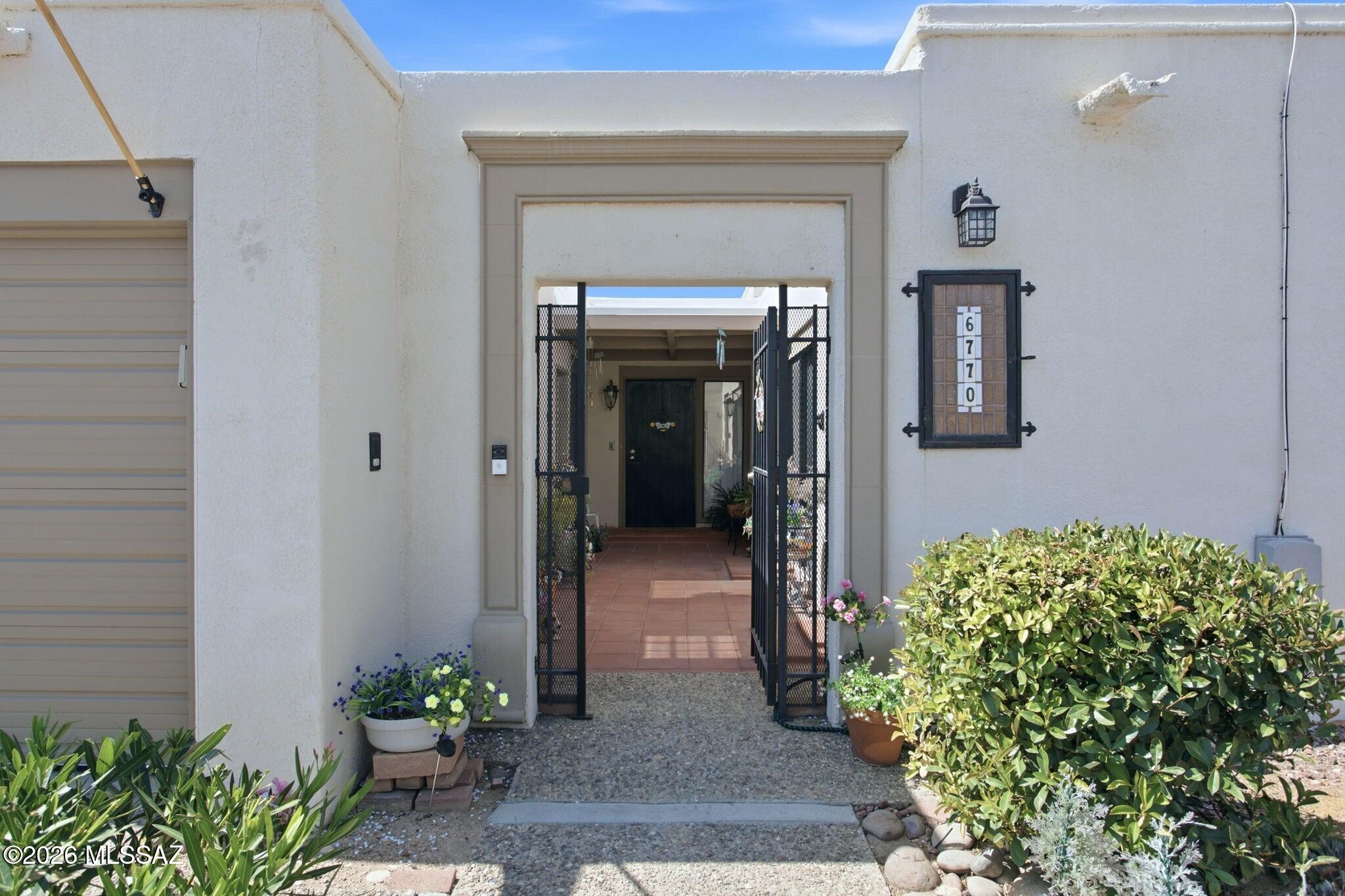 6770 E Camino Del Dorado