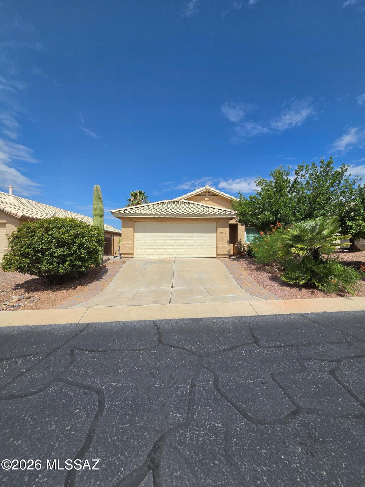 10841 N Sand Canyon Place