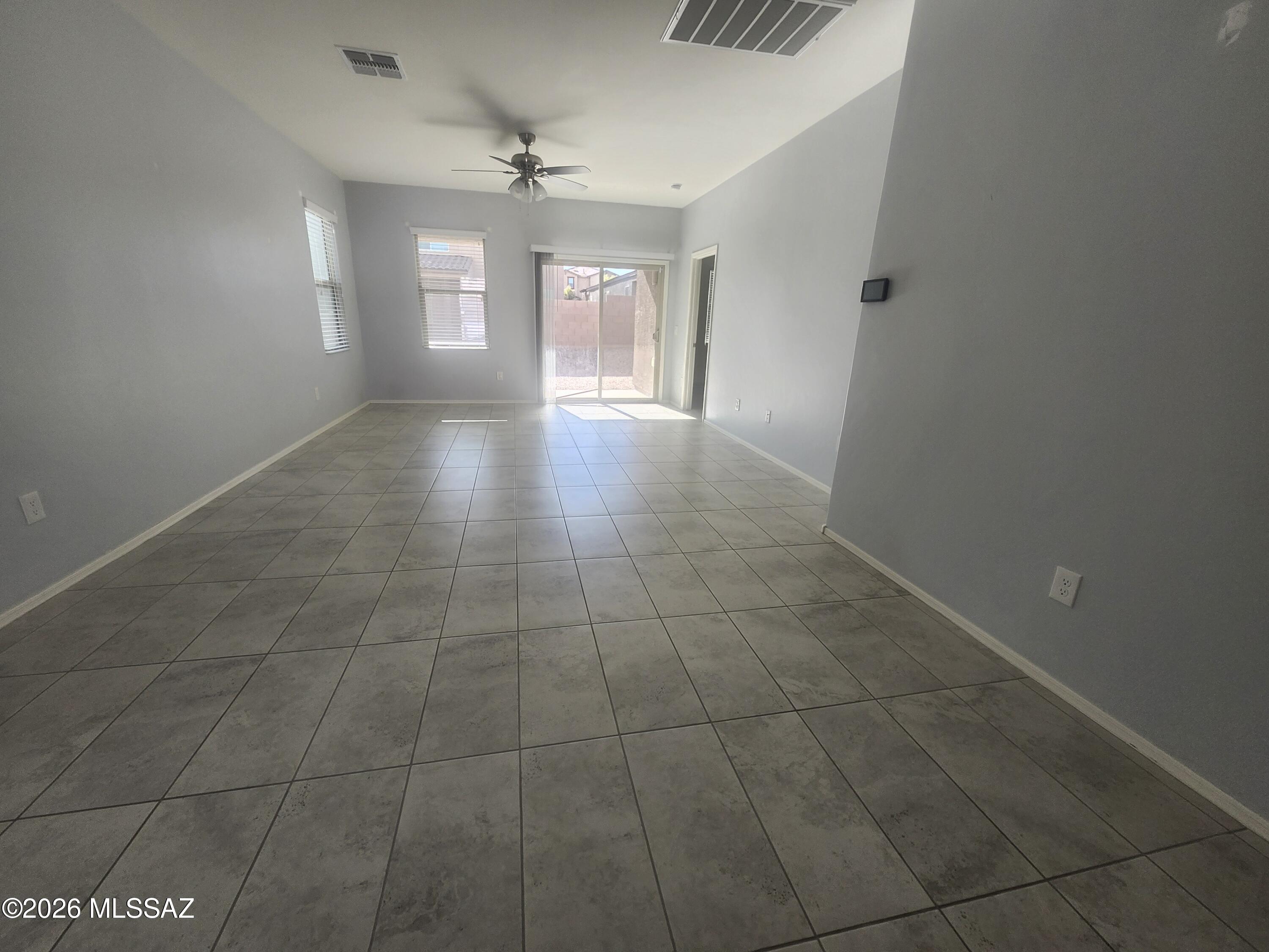La Estancia De Tucson (411-664) - Residential Lease