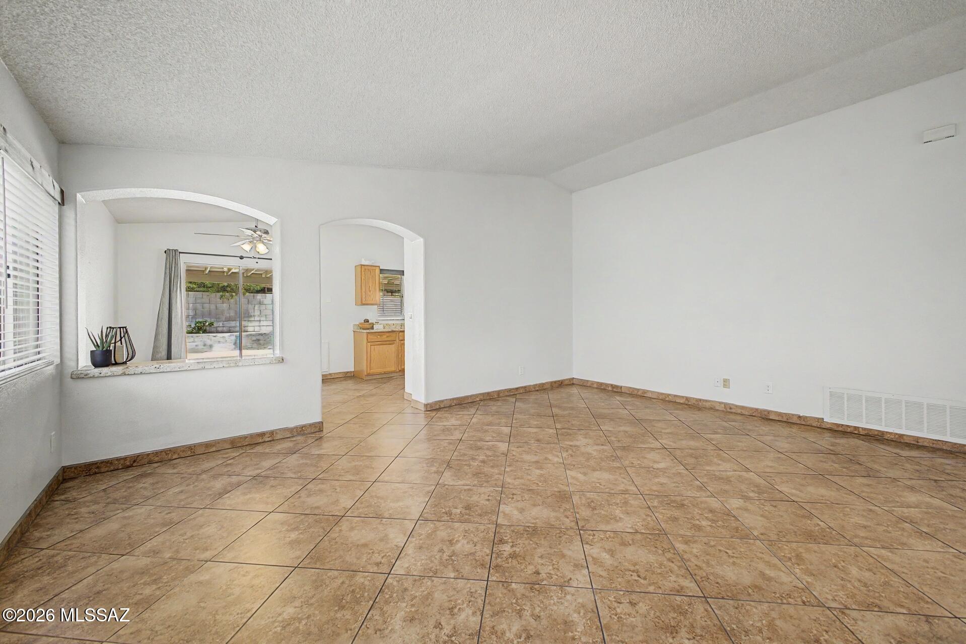8913 E Citrus Tree Drive