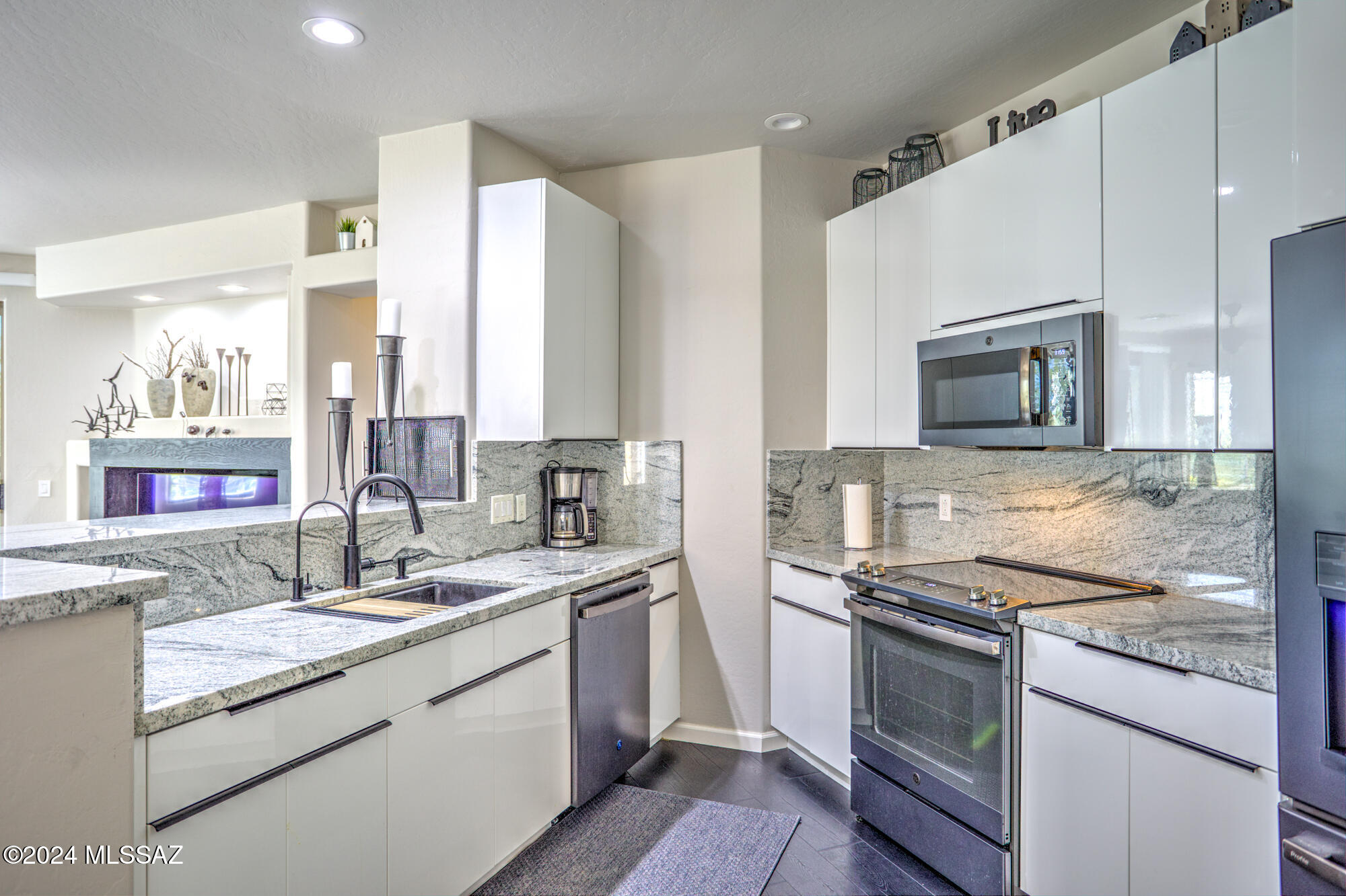 695 W Vistoso Highlands Drive 108