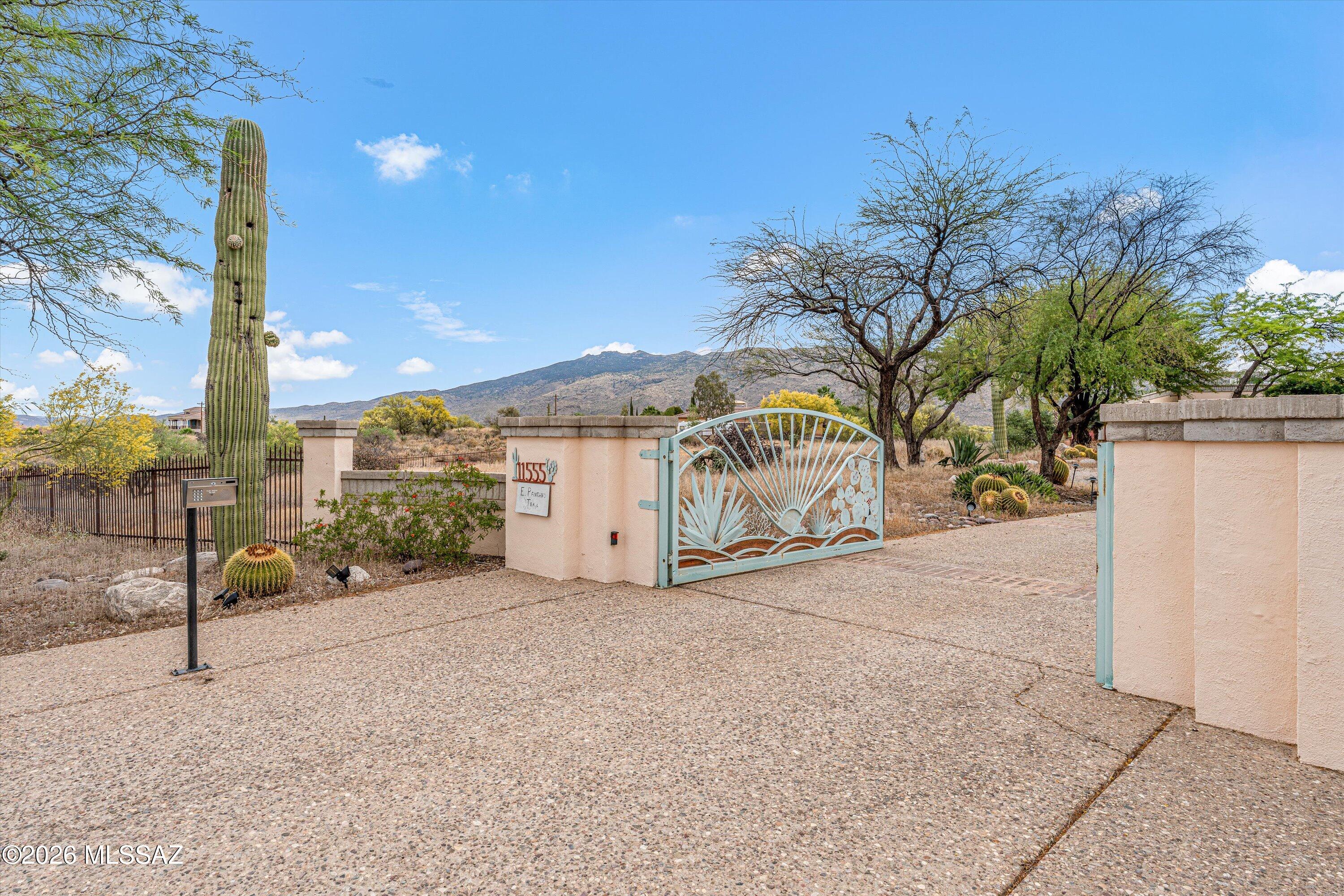 11555 E Pantano Trail
