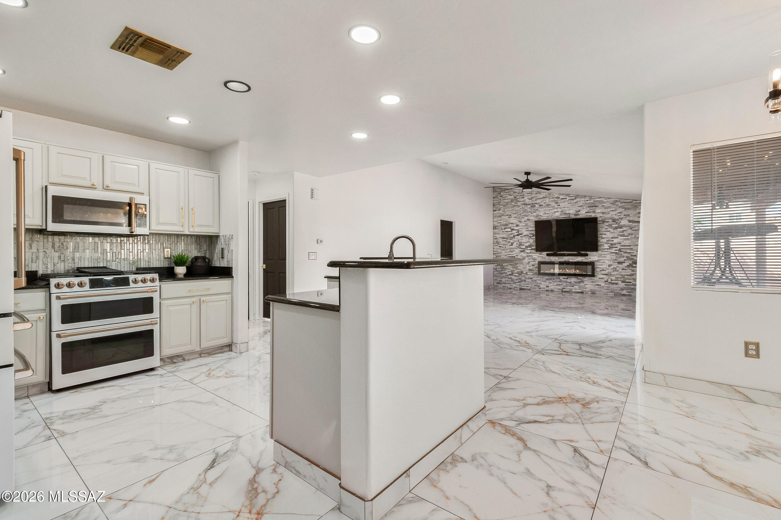 Star Valley Blk. 10 (1-228) - Residential