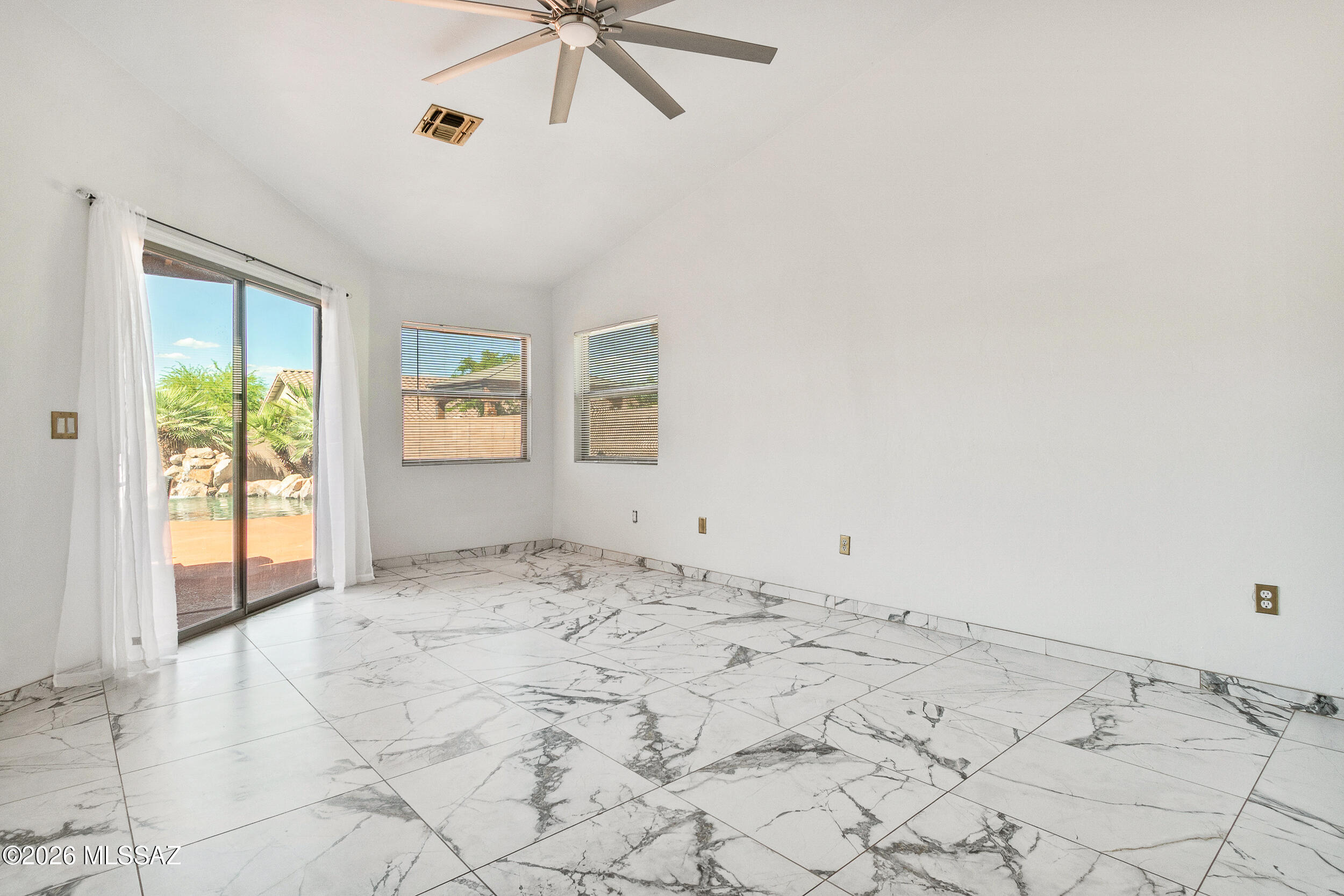Star Valley Blk. 10 (1-228) - Residential