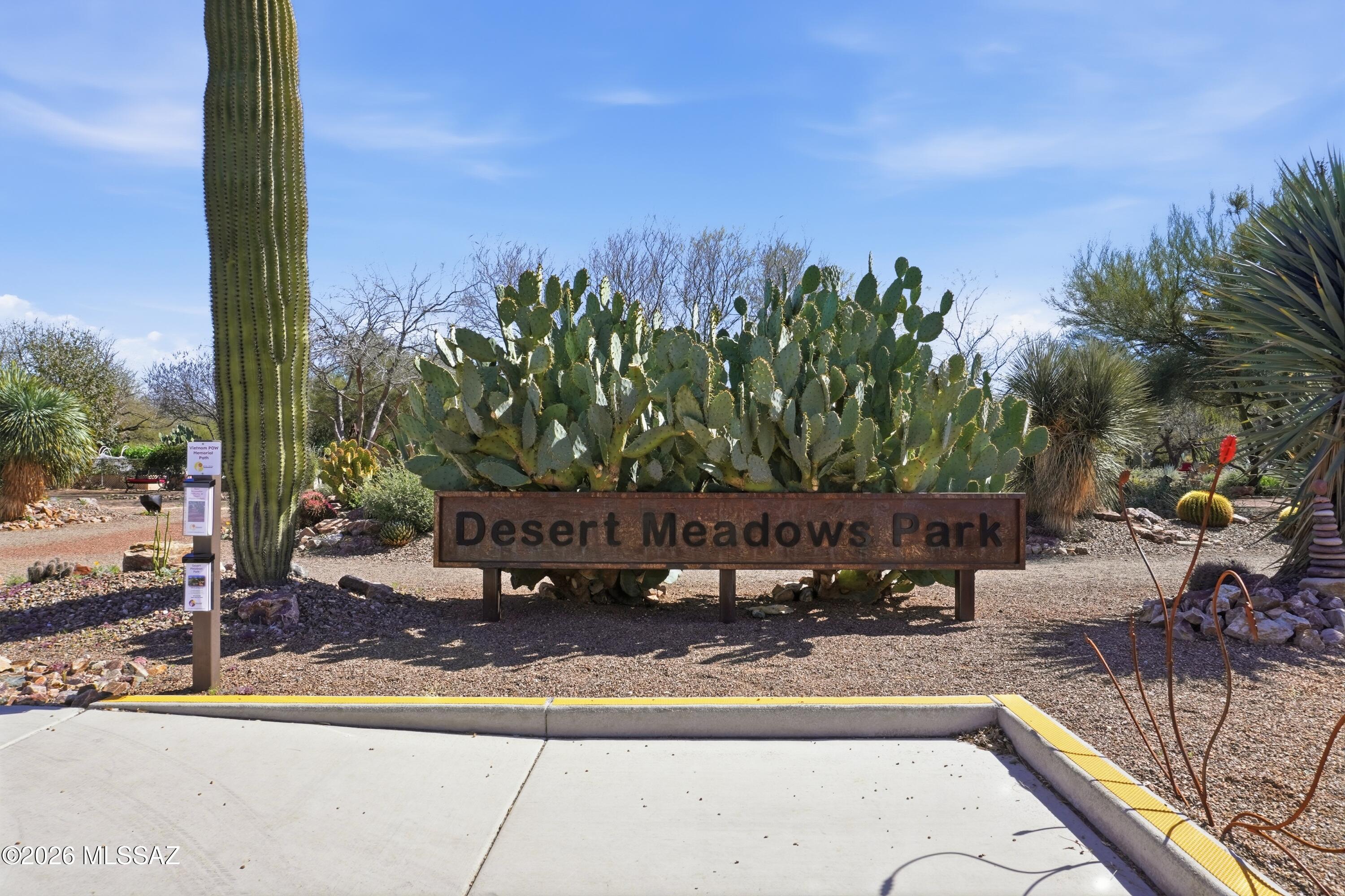 Green Valley Desert Meadows Townhouses (82-197) - Residential
