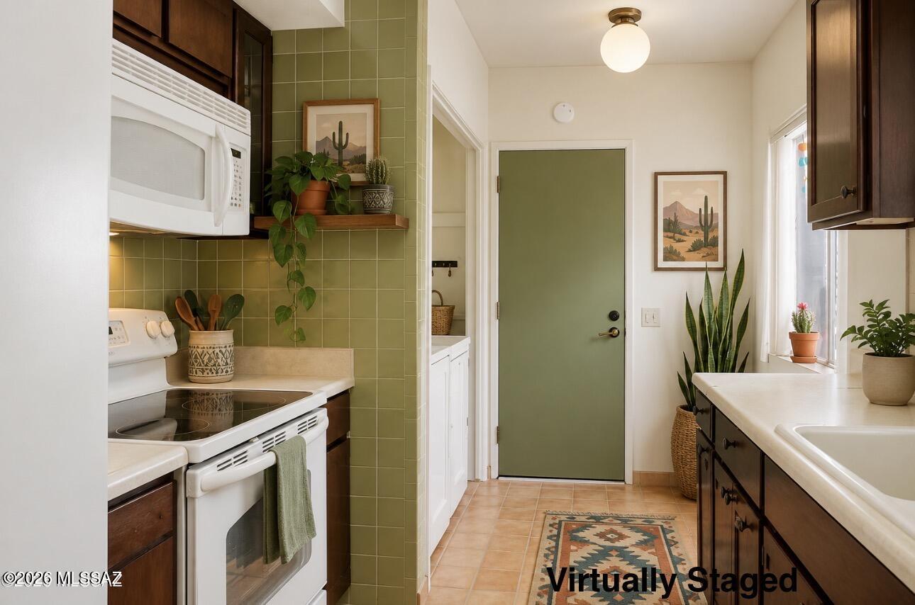 Green Valley Desert Meadows Townhouses (82-197) - Residential