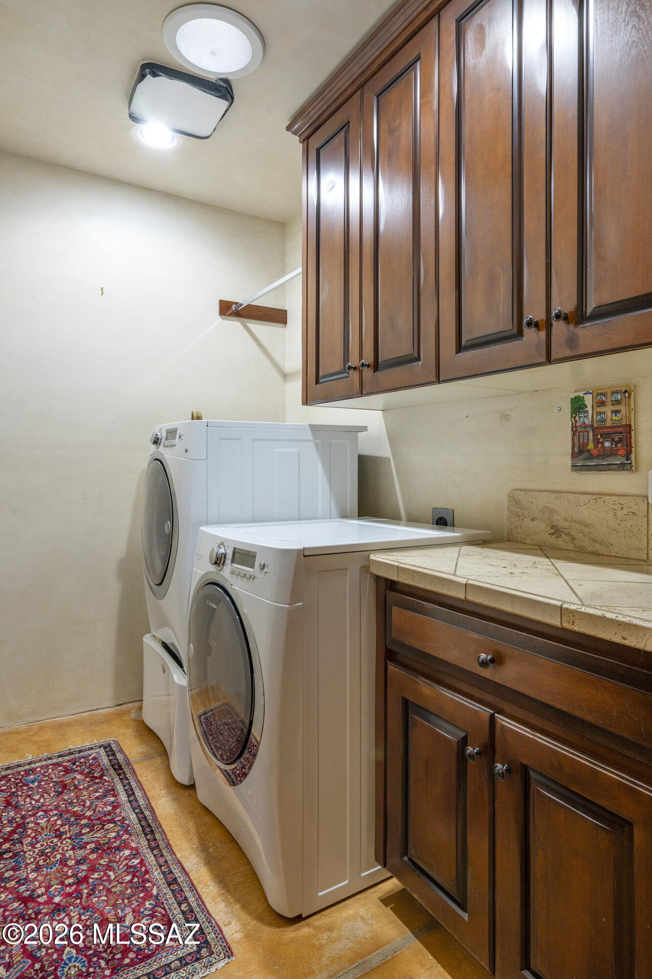 Adobes De La Vista (1-7) - Residential
