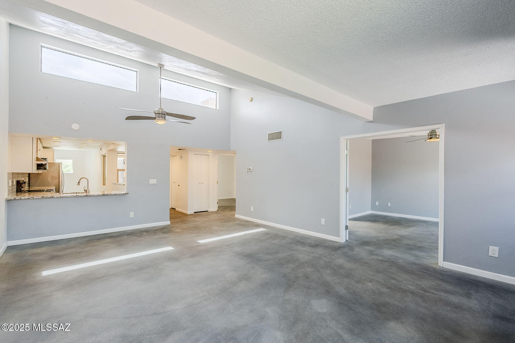 2601 E. Prince Rd. (1-20) - Residential