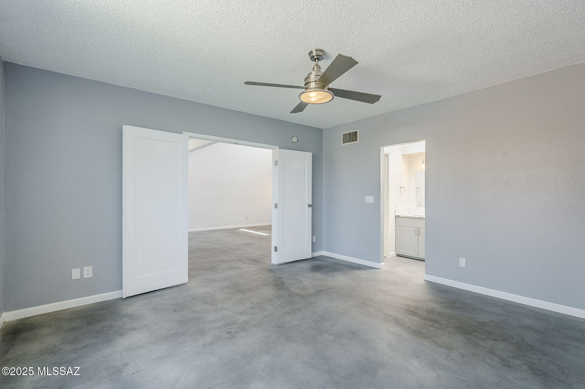2601 E. Prince Rd. (1-20) - Residential