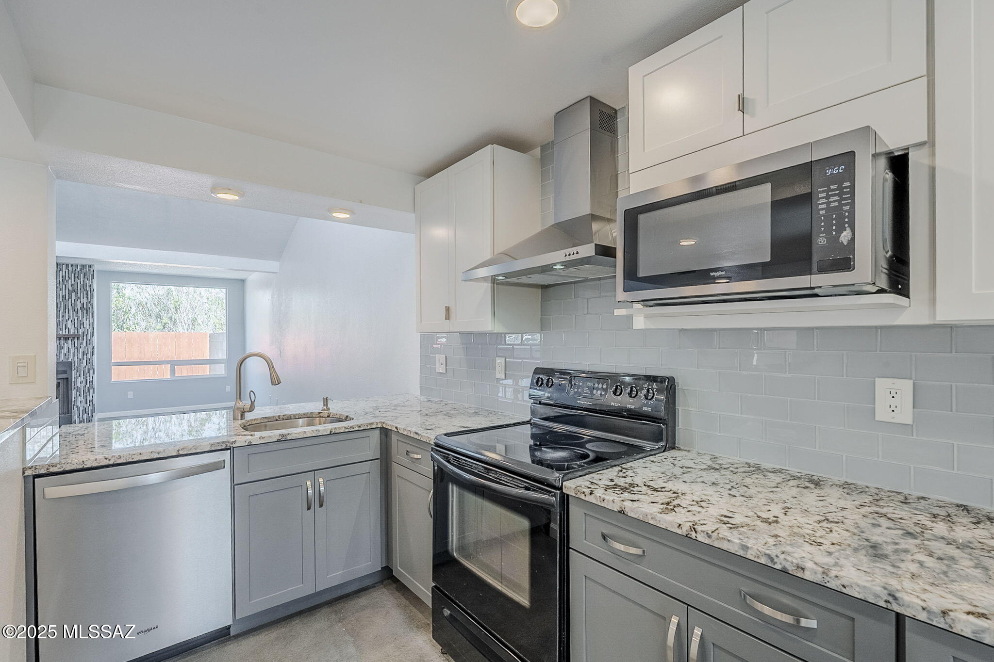 2601 E. Prince Rd. (1-20) - Residential