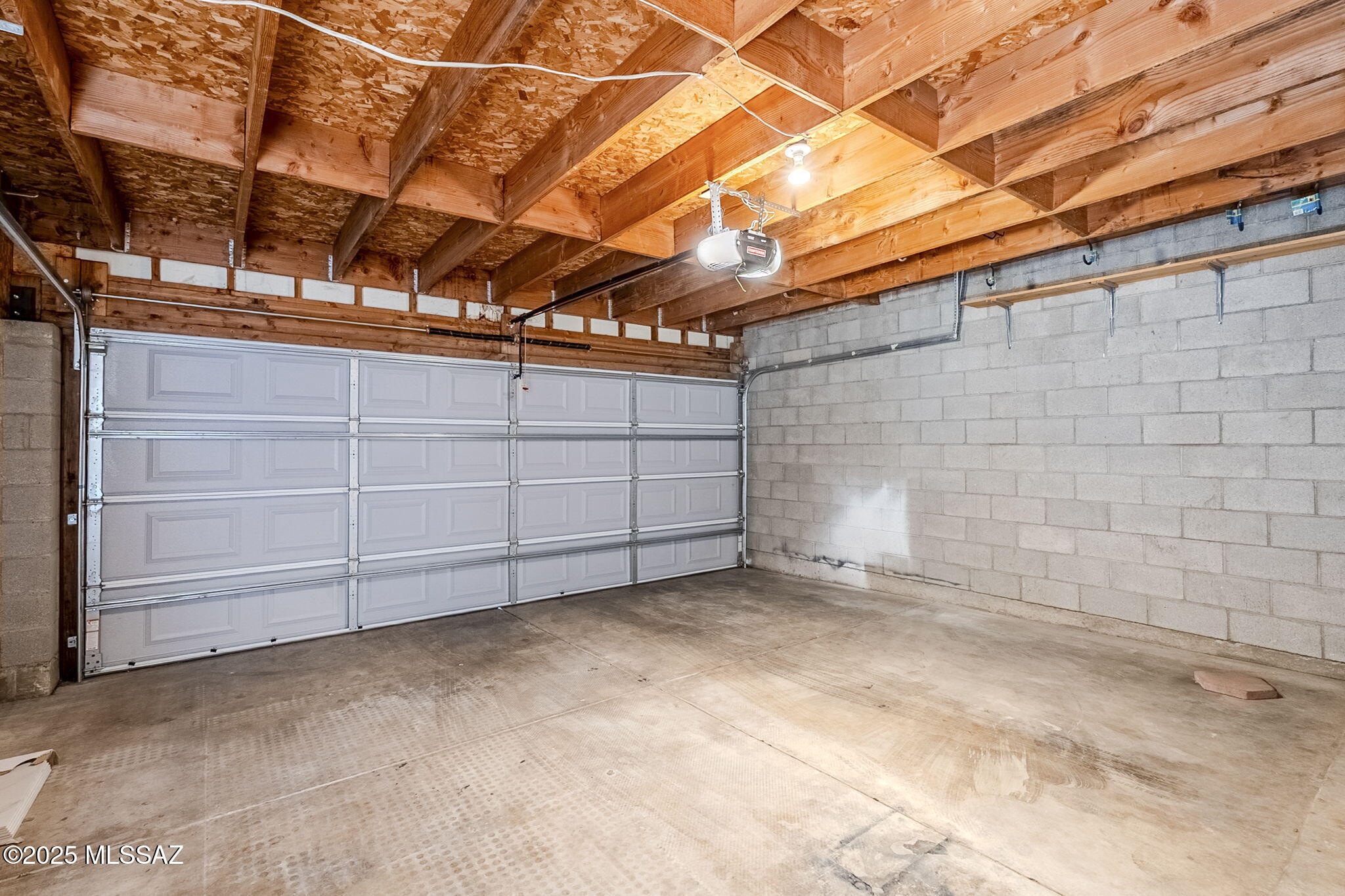 2601 E. Prince Rd. (1-20) - Residential