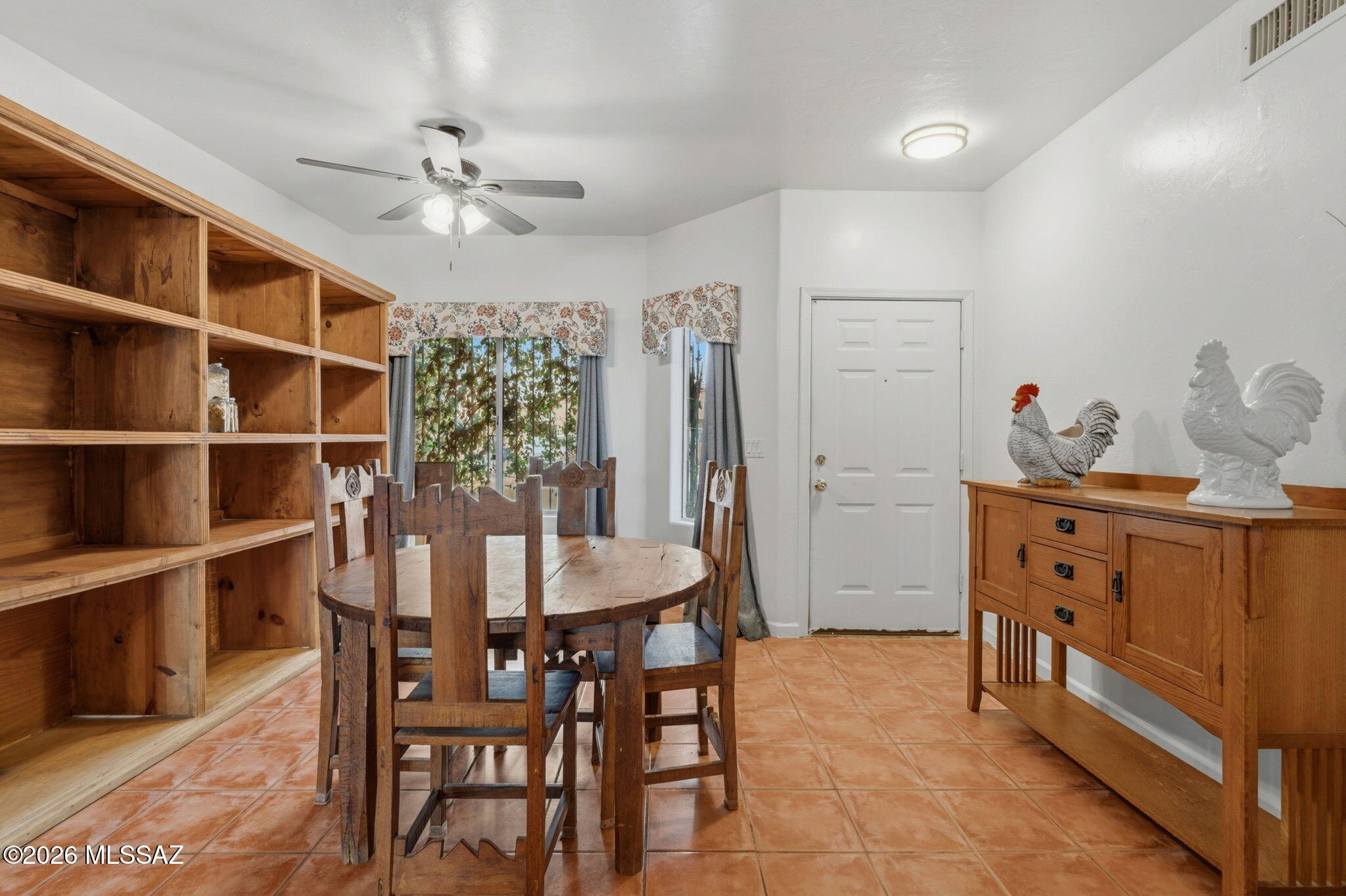 5923 S Avenida Bodega