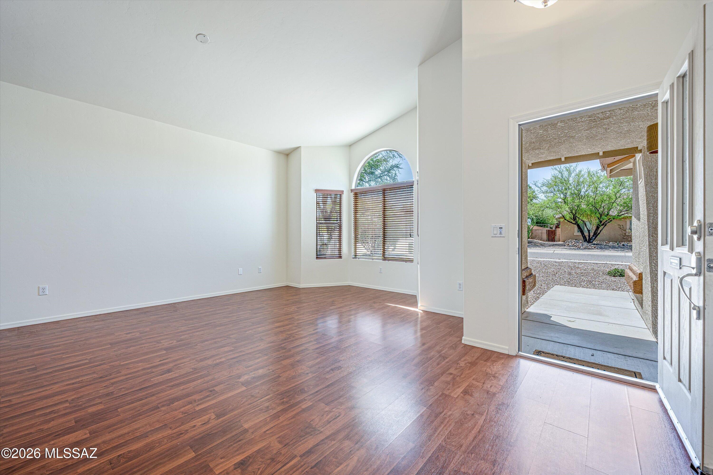 358 W Woodward Street